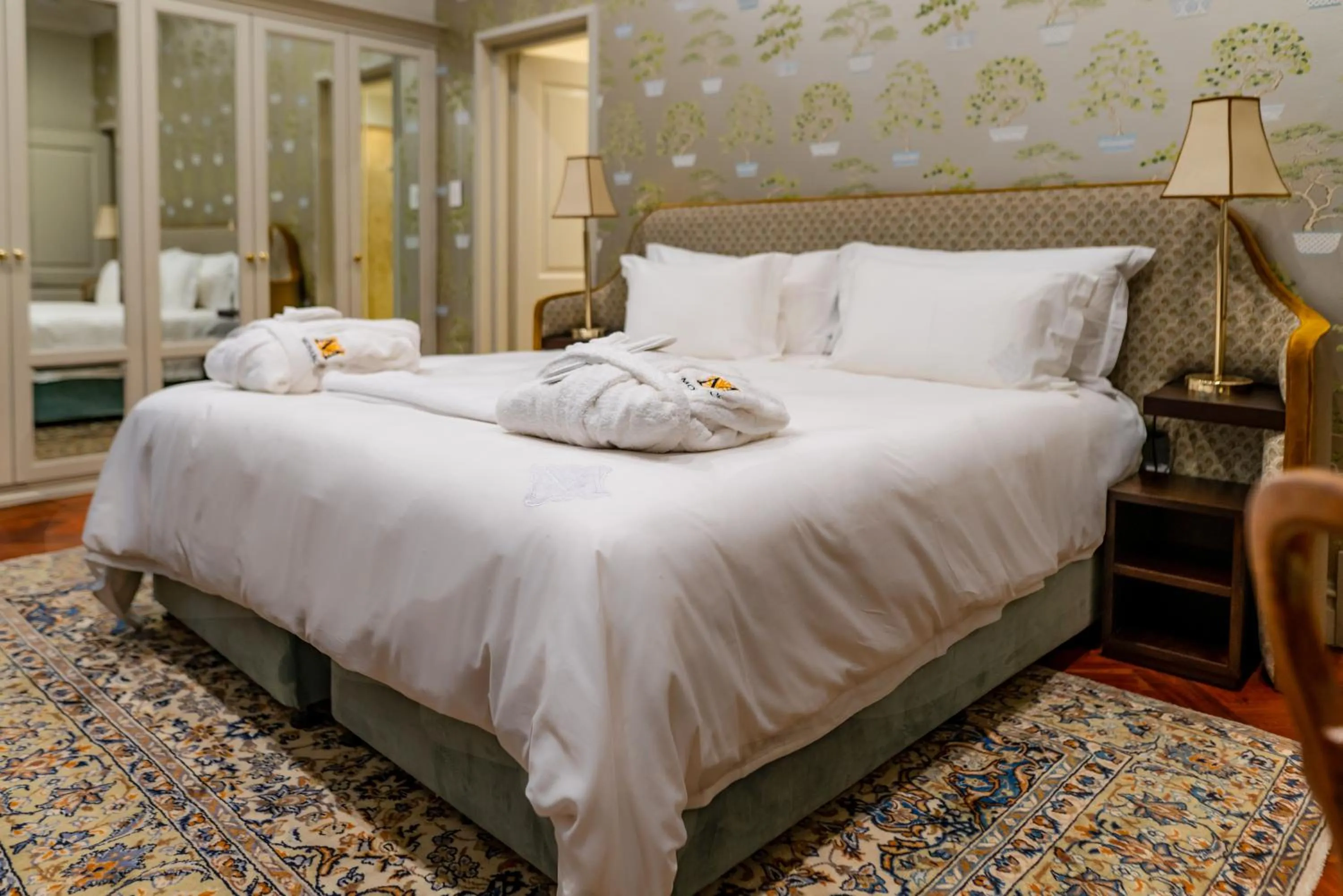 Bed in The Monarch Hotel