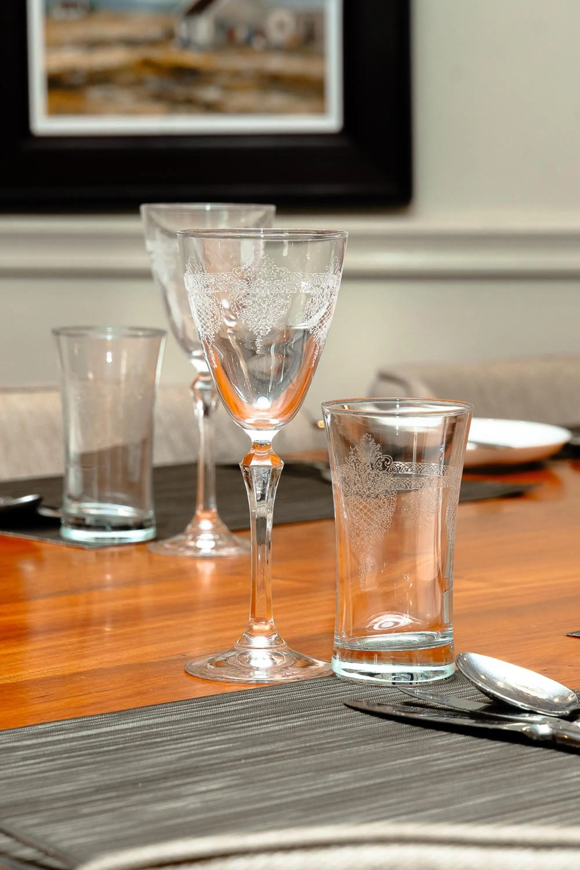 Food and drinks in The Monarch Hotel