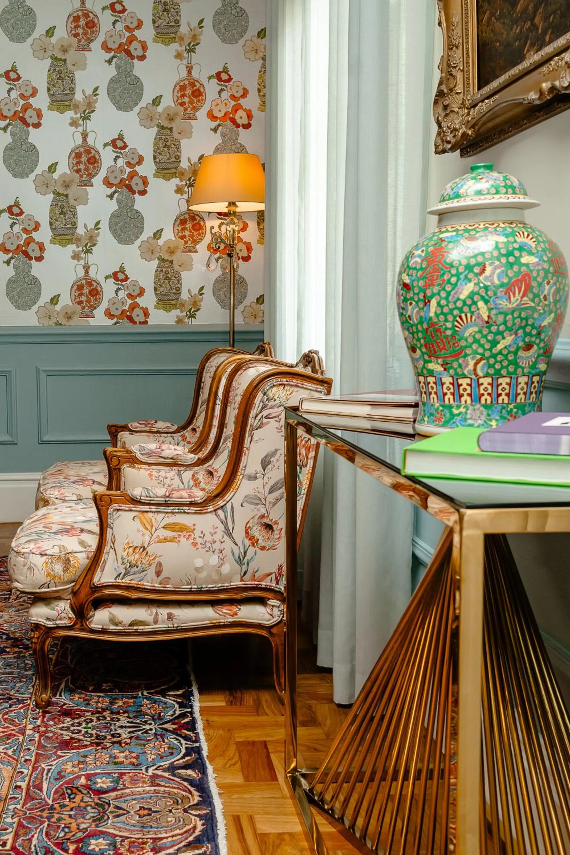 Living room in The Monarch Hotel