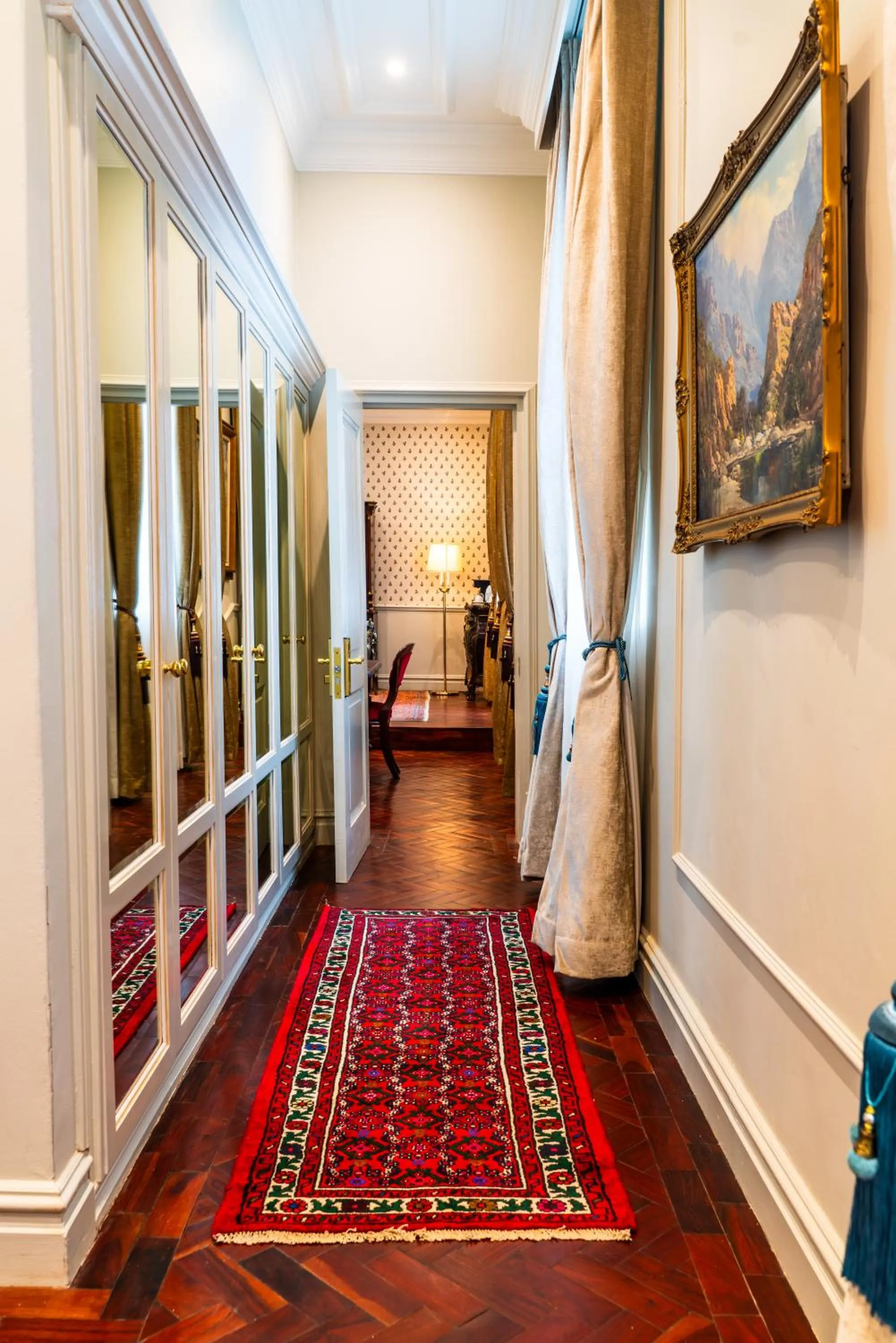 Decorative detail, Bed in The Monarch Hotel