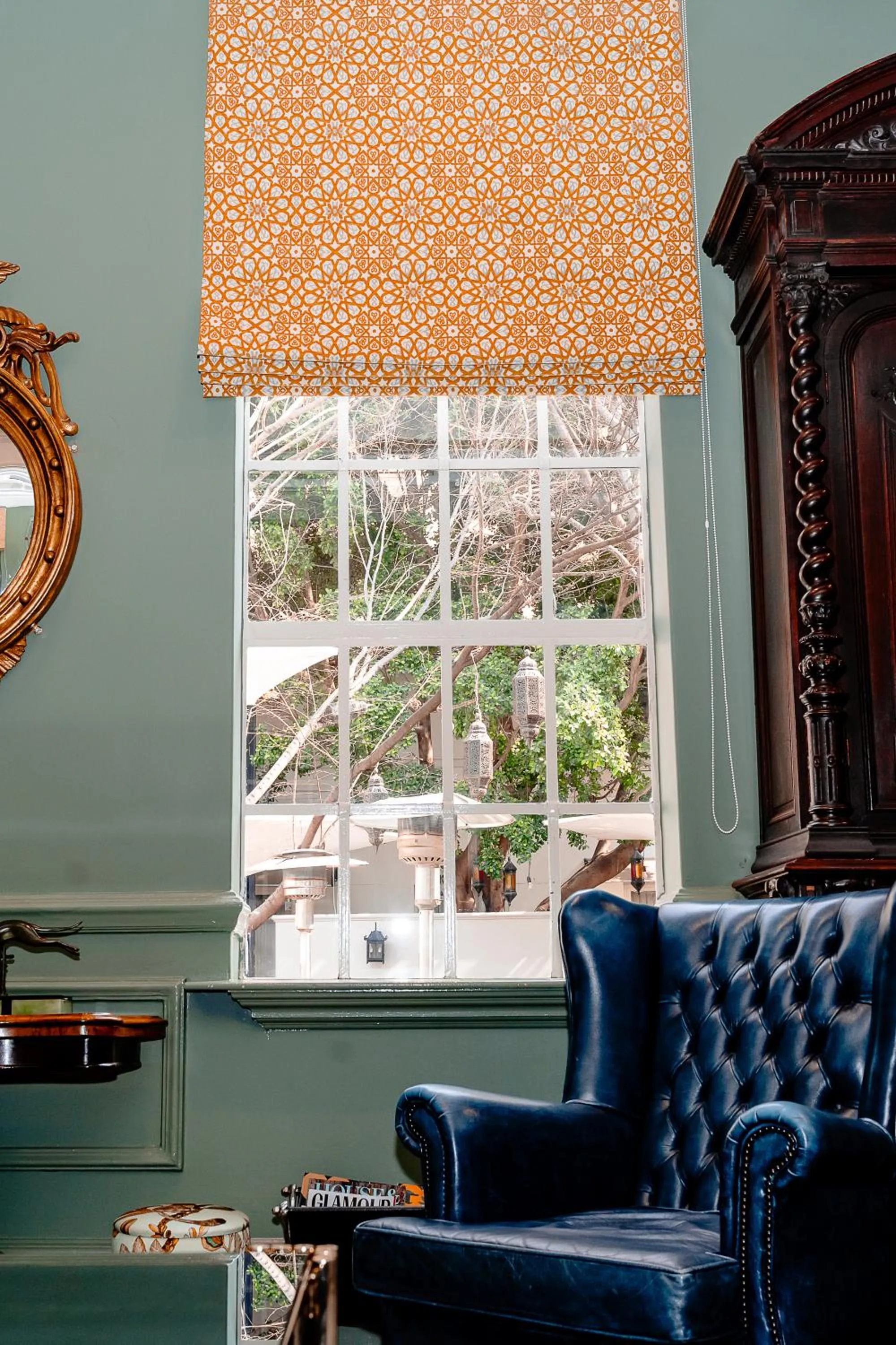 Living room in The Monarch Hotel