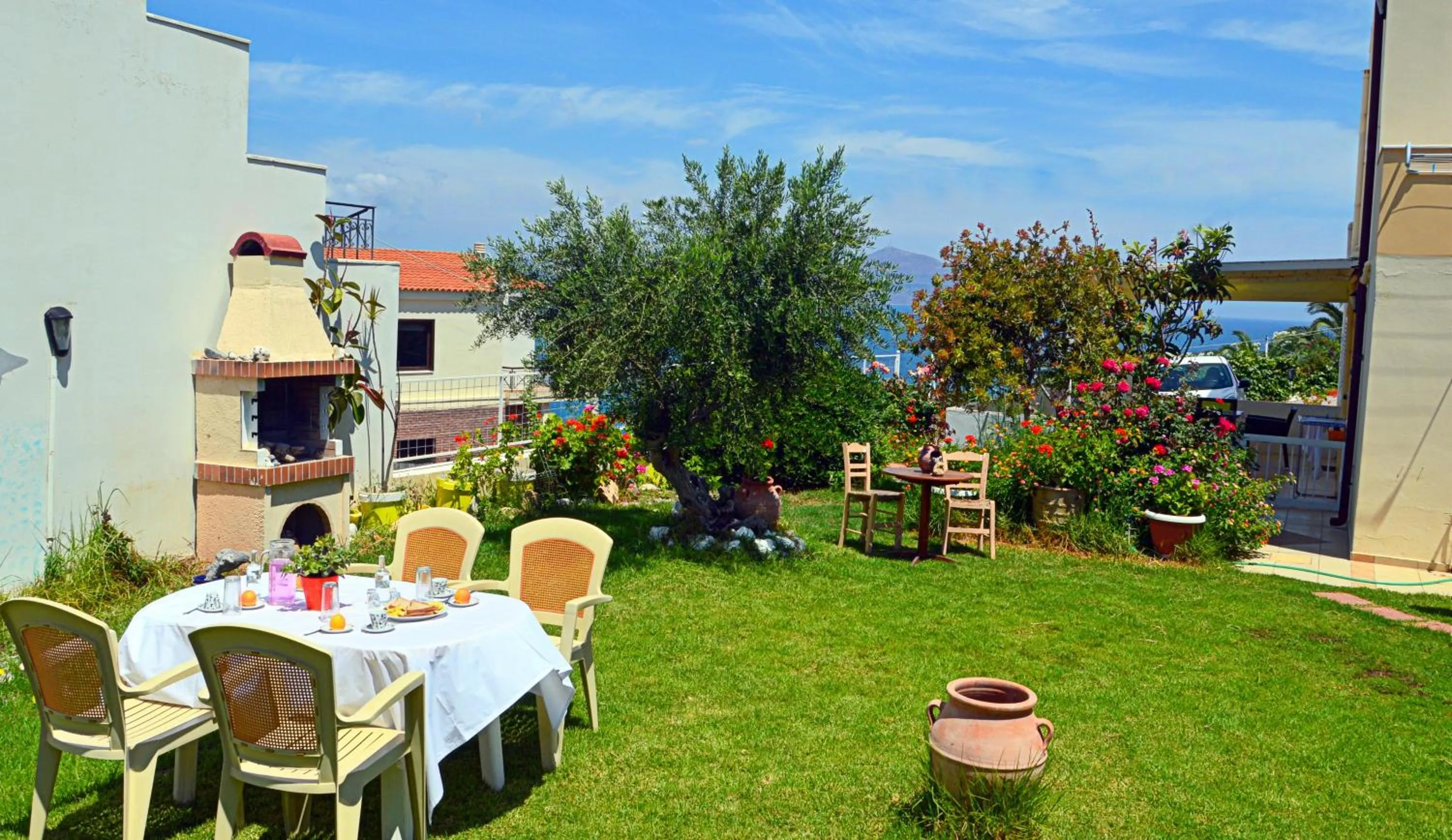 Property building in Manos Apartments