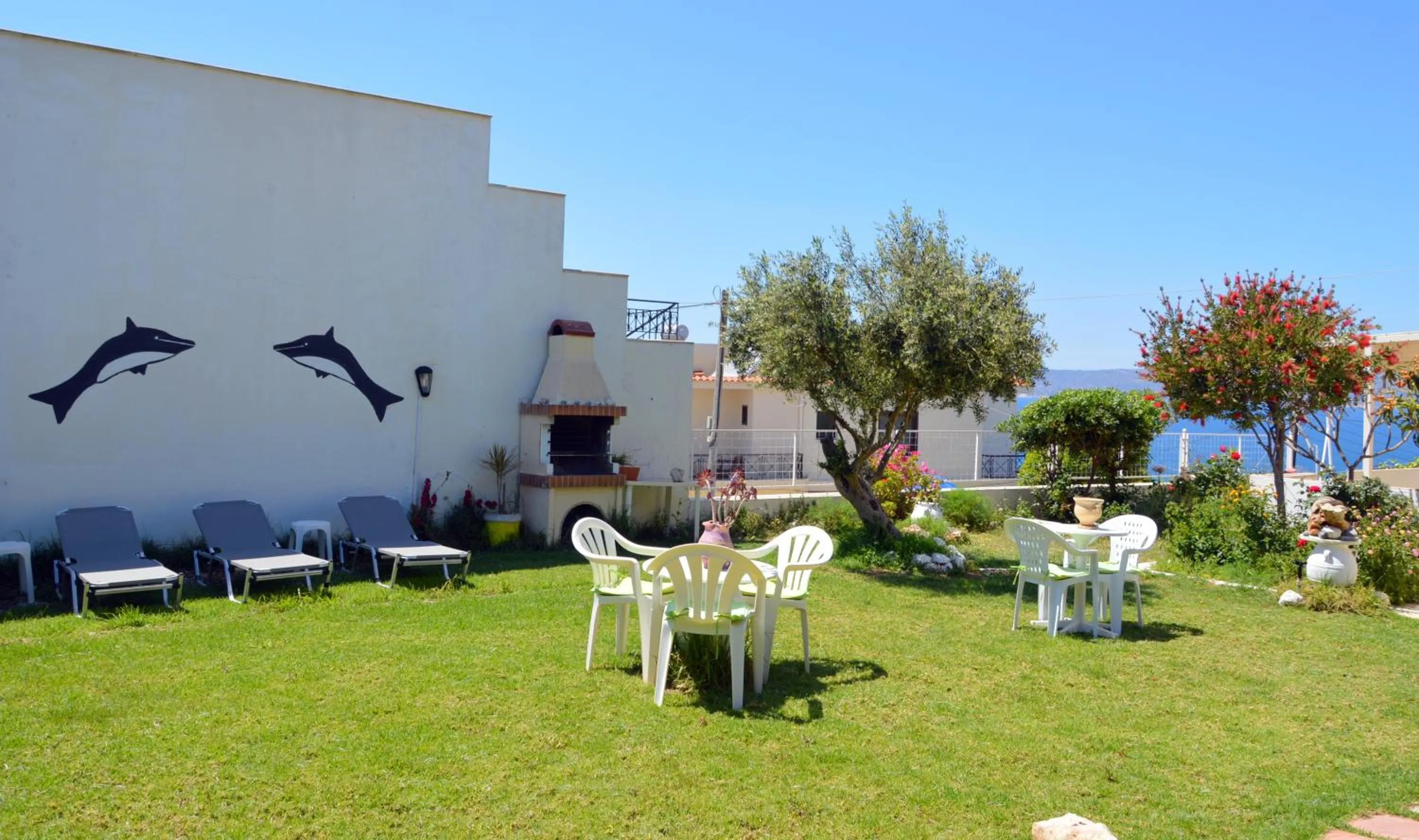 Property building in Manos Apartments