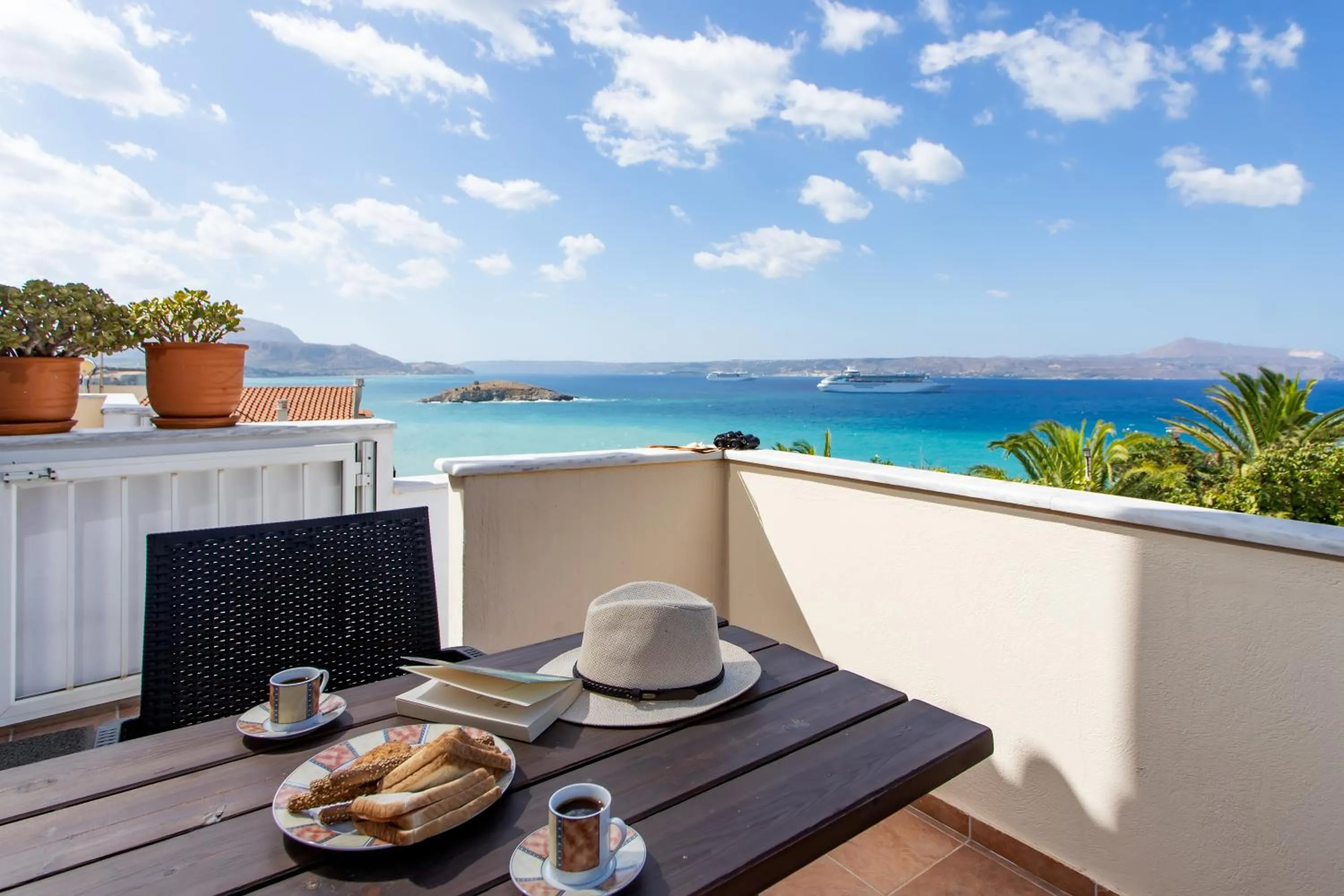 Balcony/Terrace in Manos Apartments