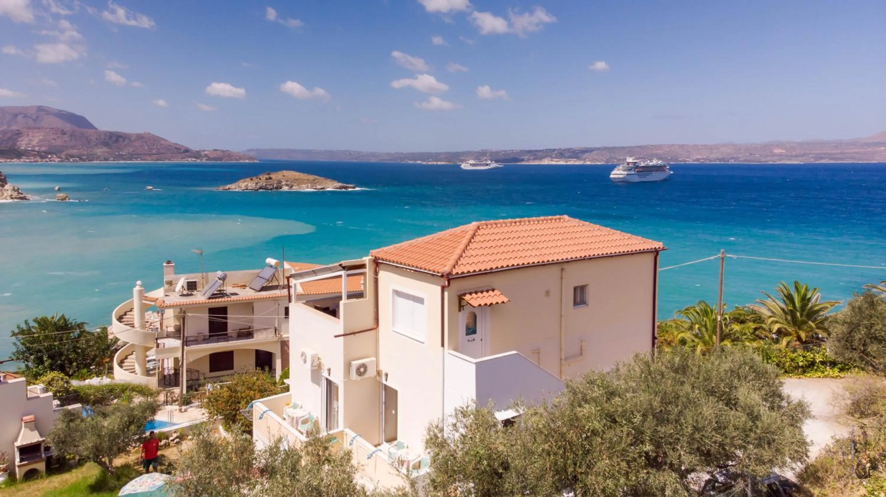 Bird's eye view in Manos Apartments