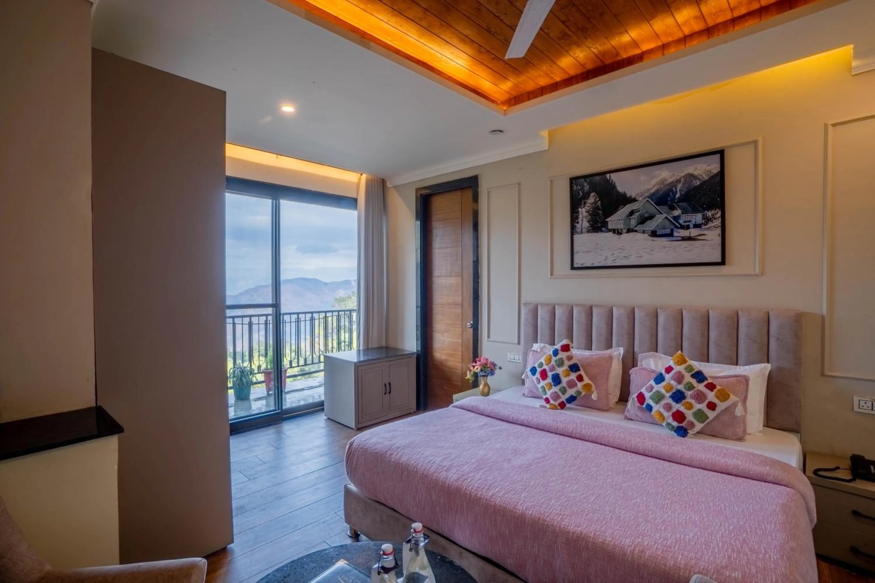Bed in Perfectstayz Premium Westend at Mall Road
