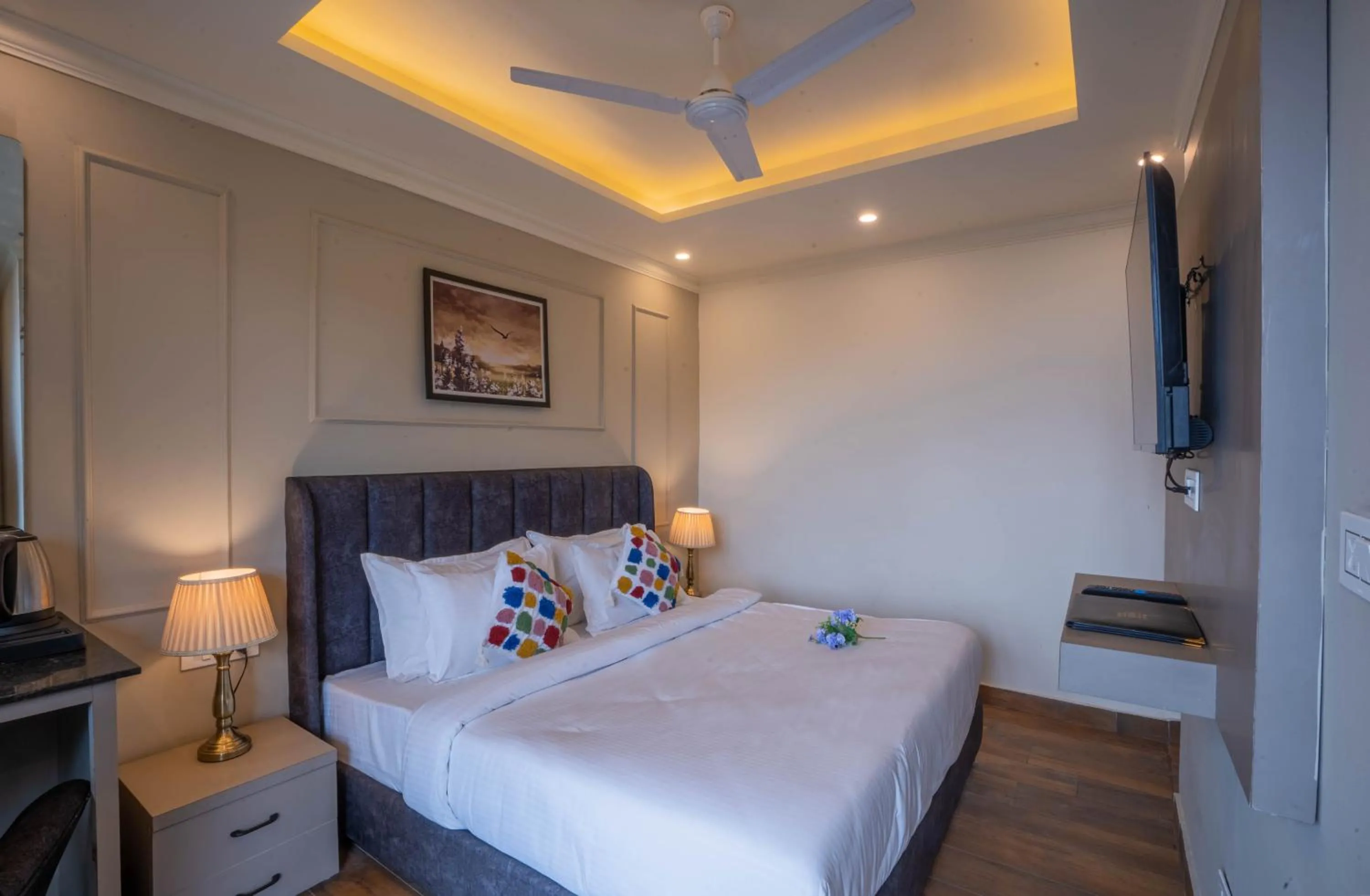 Bed in Perfectstayz Premium Westend at Mall Road