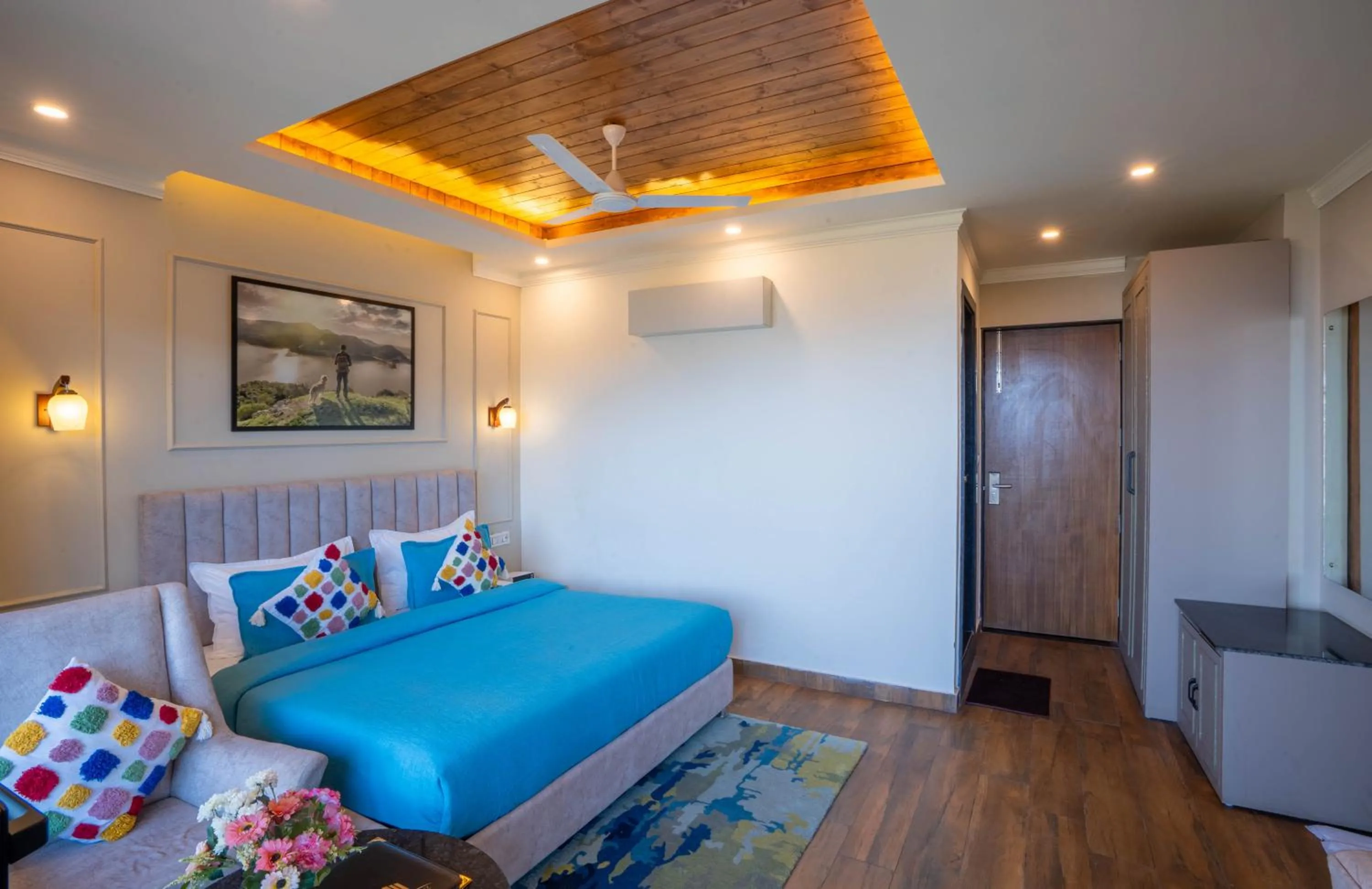 Bed in Perfectstayz Premium Westend at Mall Road