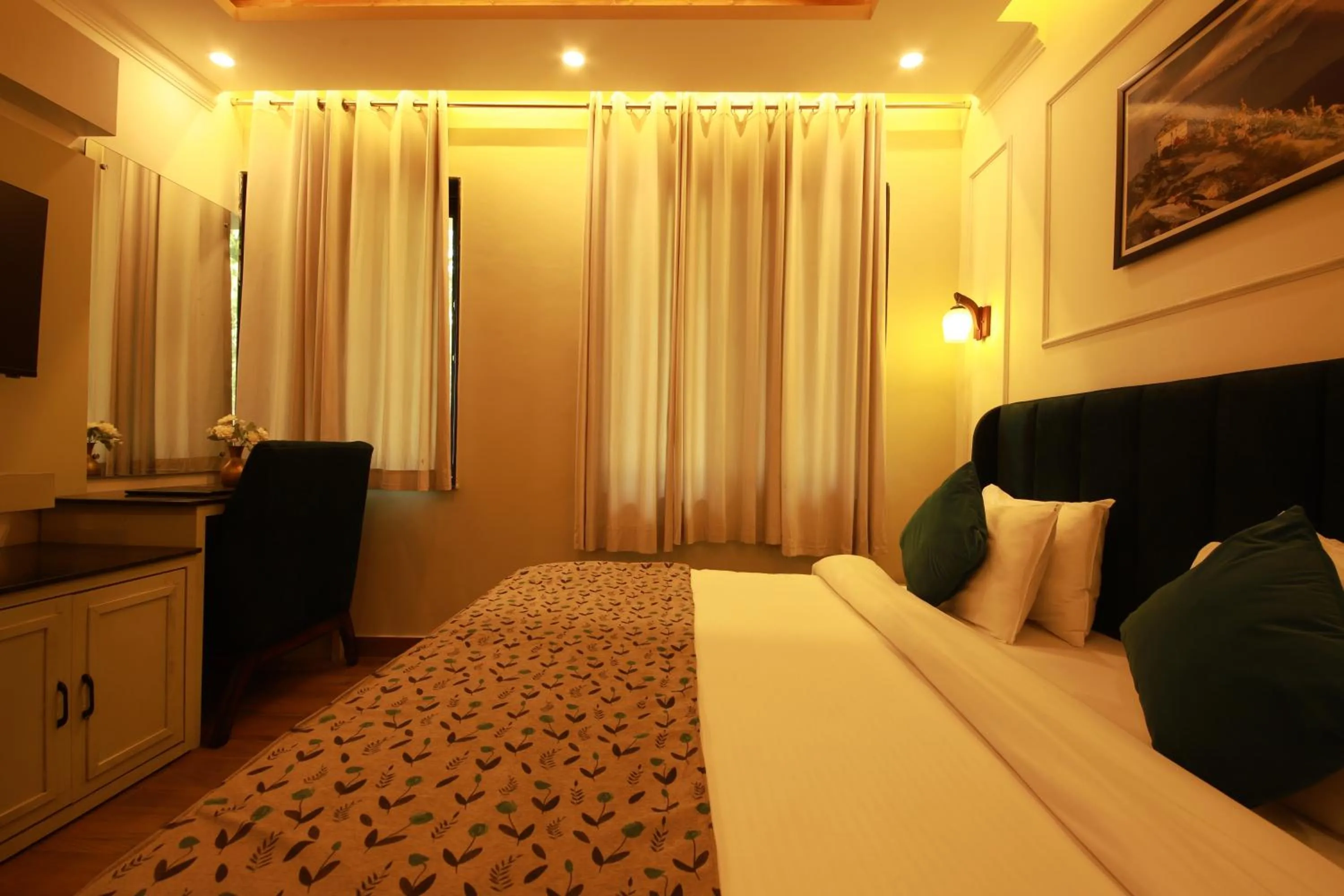 Bed in Perfectstayz Premium Westend at Mall Road
