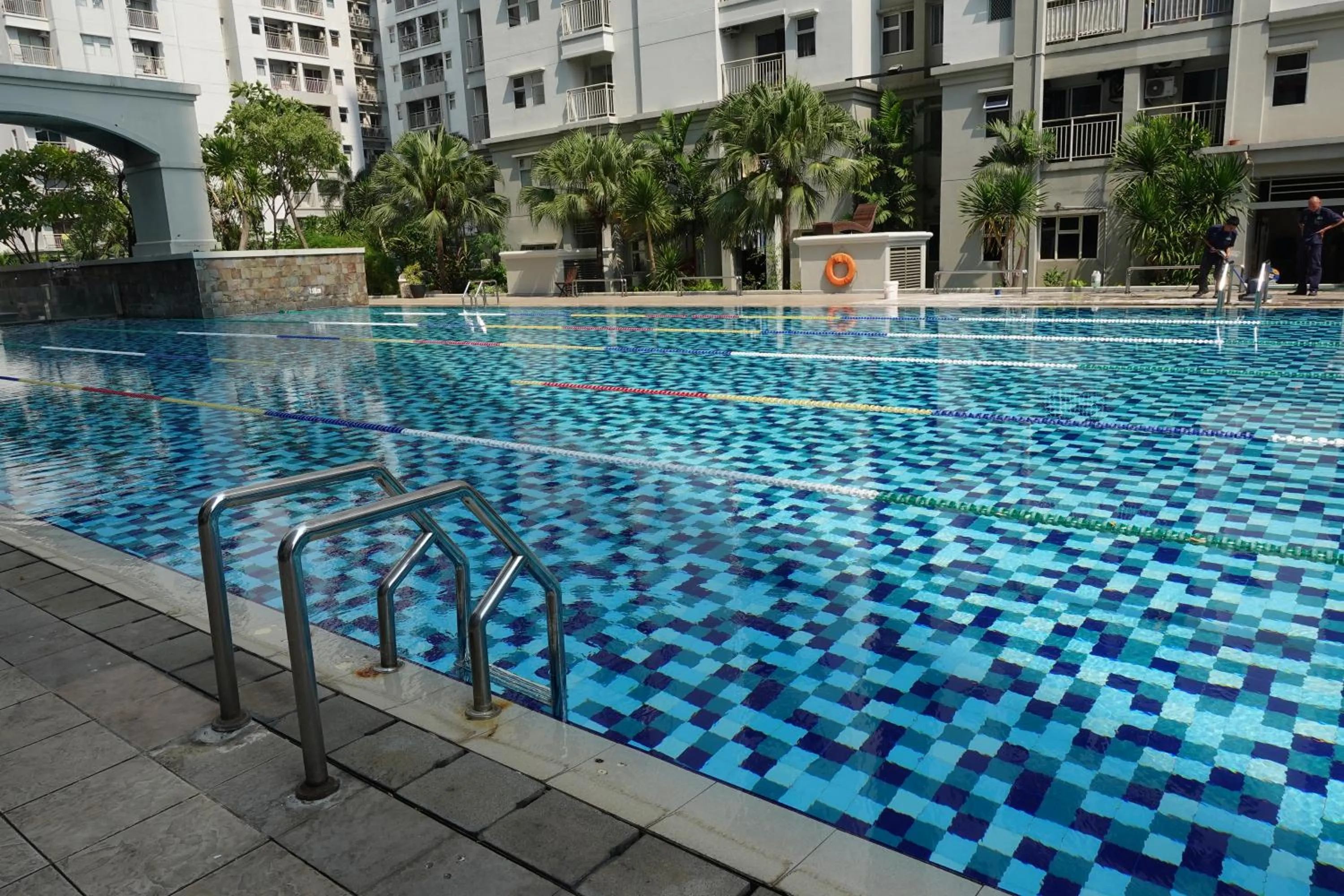 Town House MGR 2, Central Park Mall Area, Pool Side-1st floor