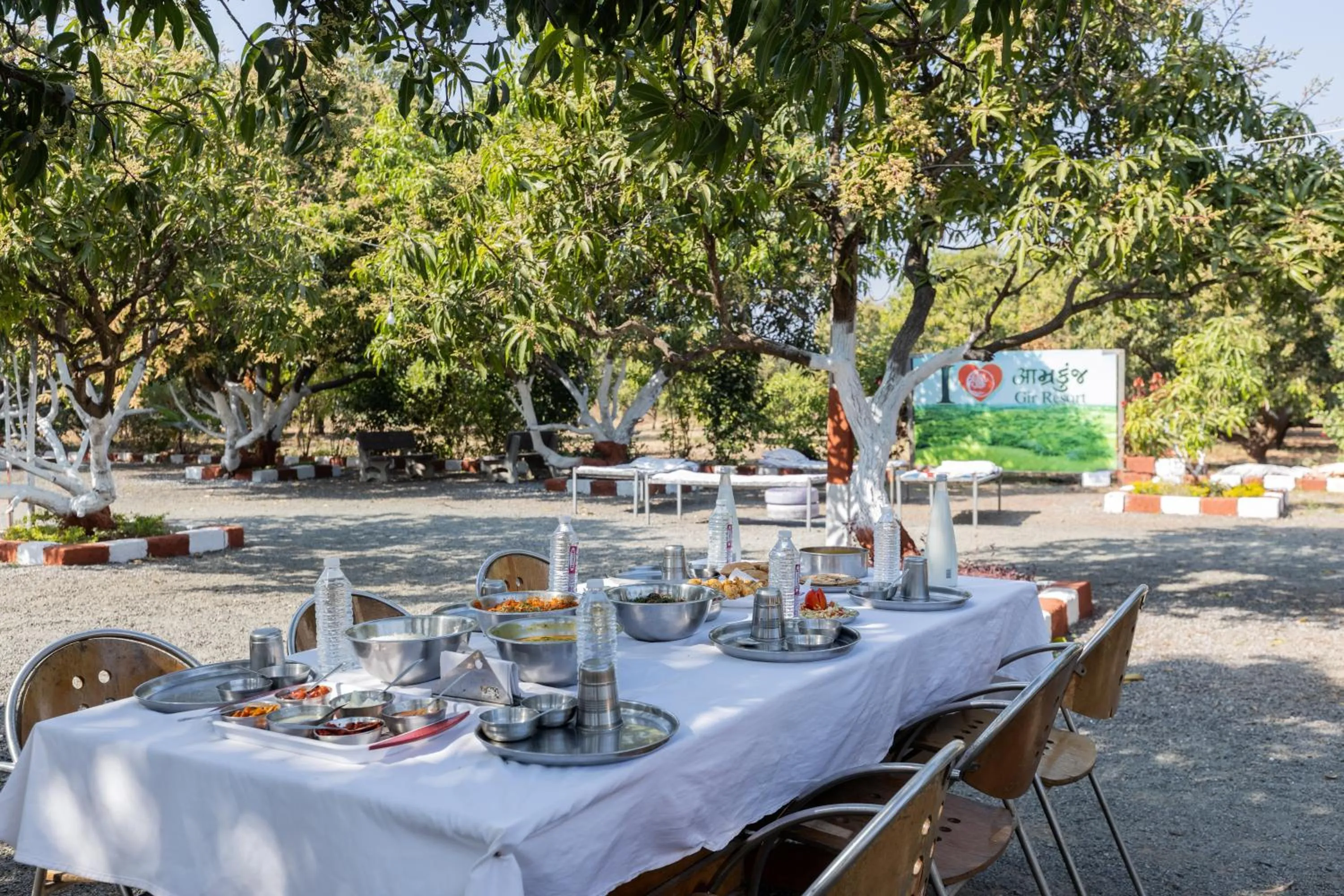 Restaurant/places to eat in AamraKunj Gir Resort