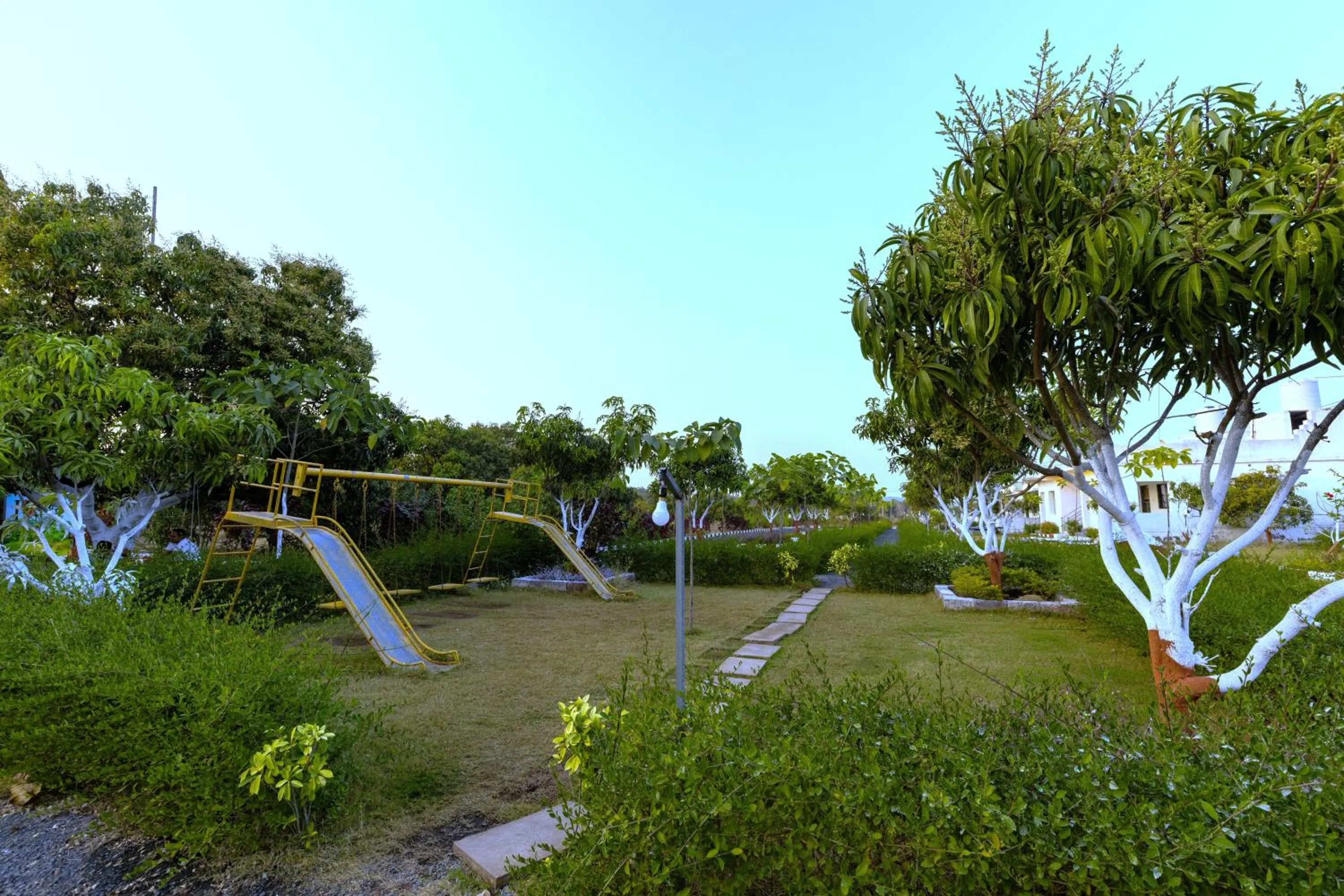 Garden in AamraKunj Gir Resort