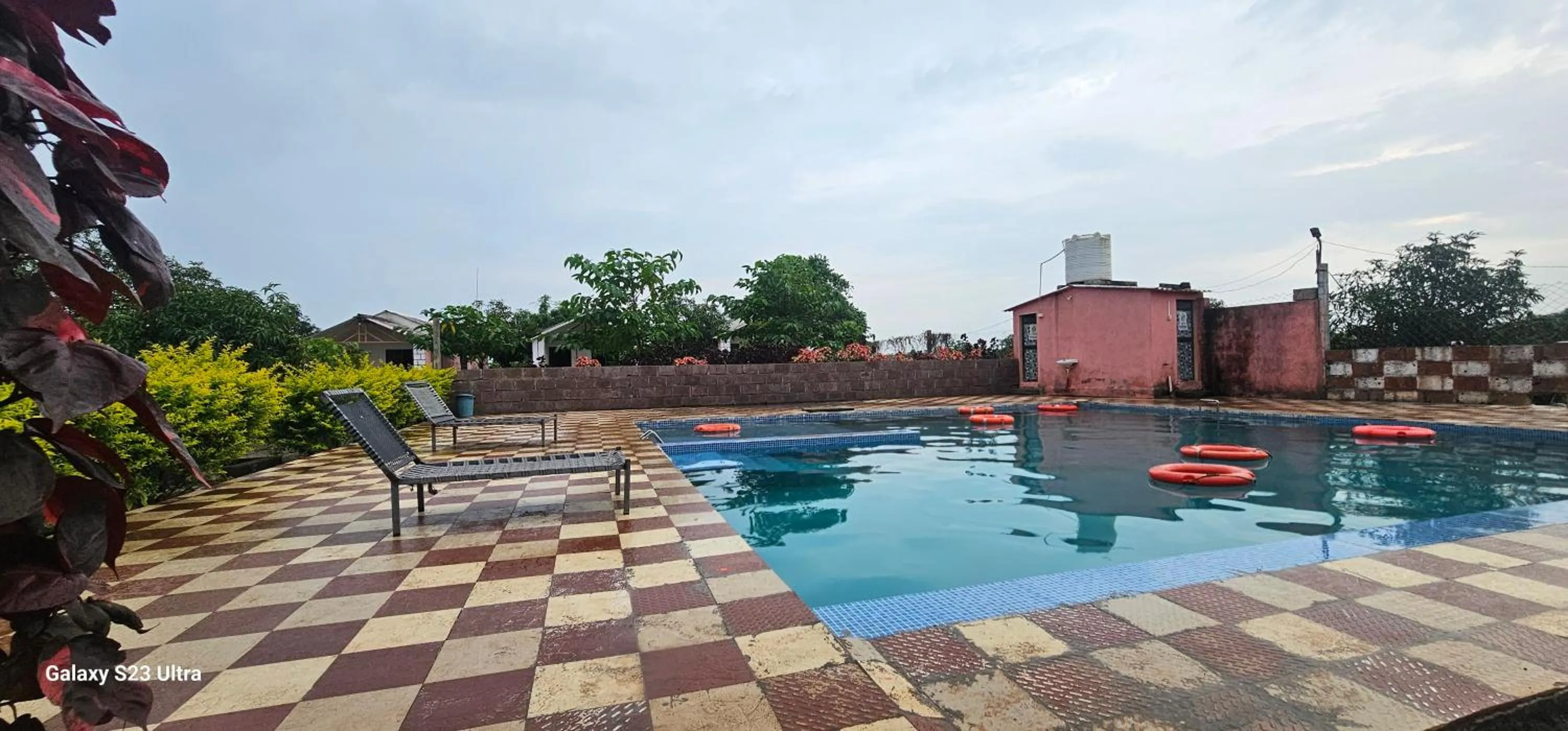Swimming pool in AamraKunj Gir Resort