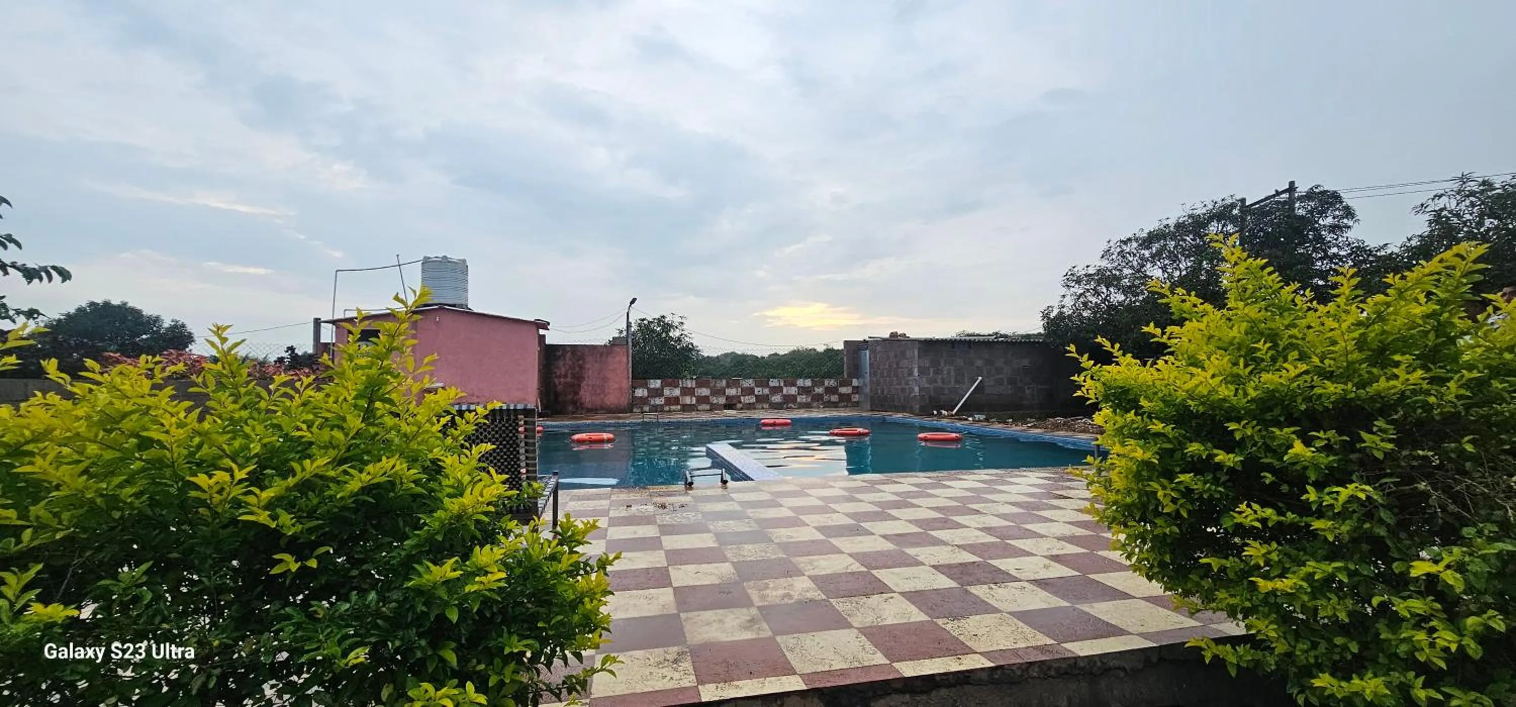 Swimming pool in AamraKunj Gir Resort