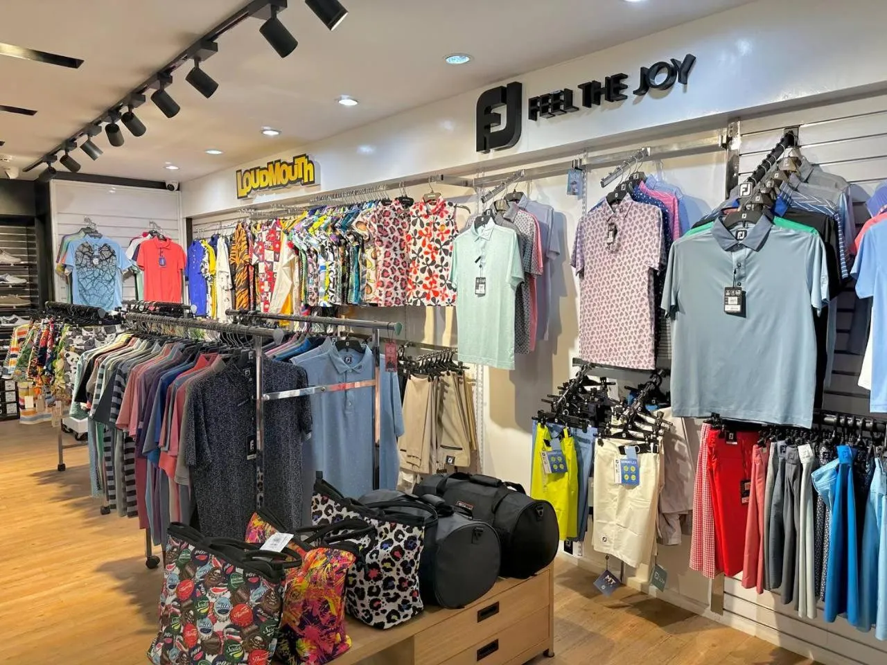 On-site shops in The Suites At Mount Malarayat