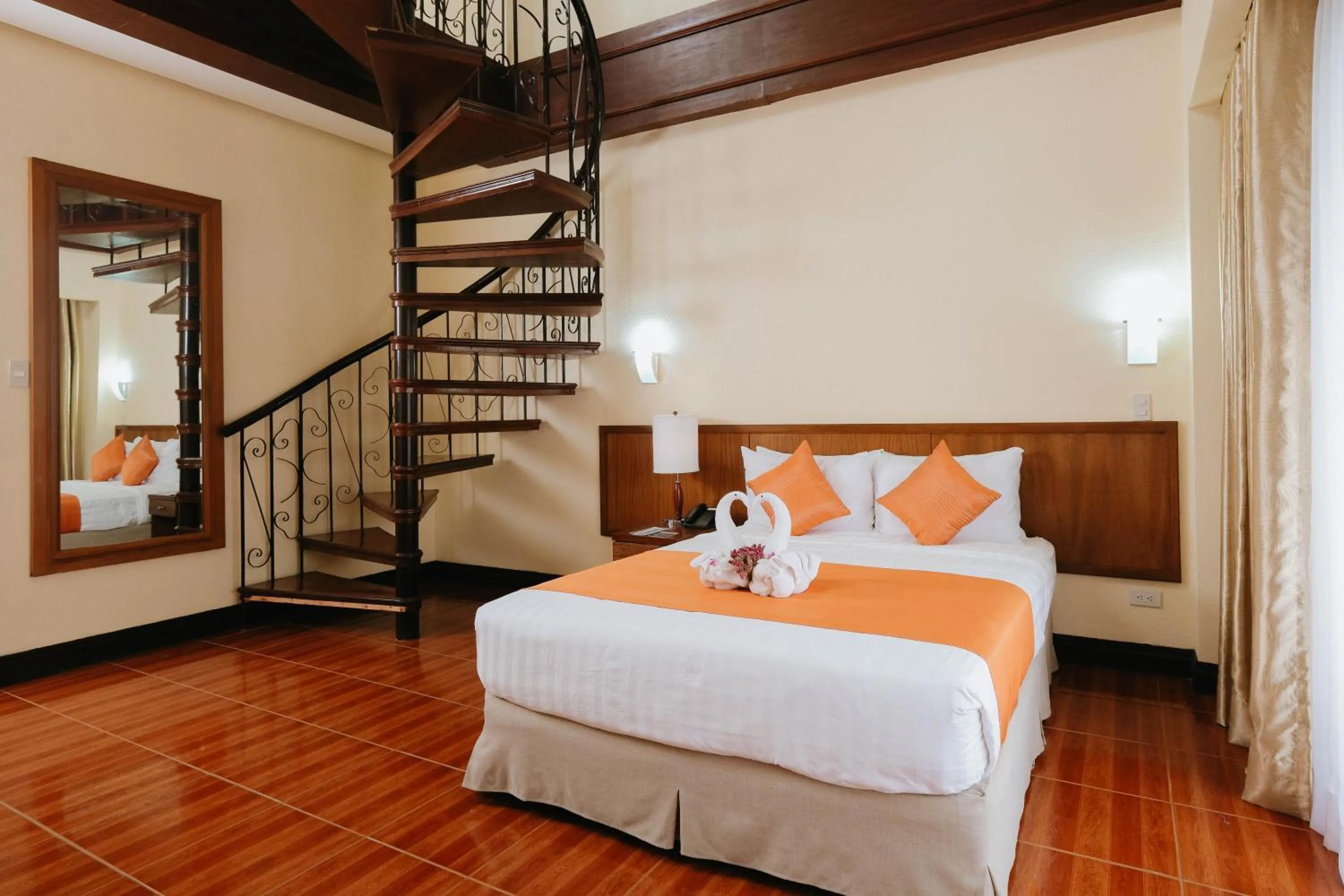 Photo of the whole room, Bed in The Suites At Mount Malarayat