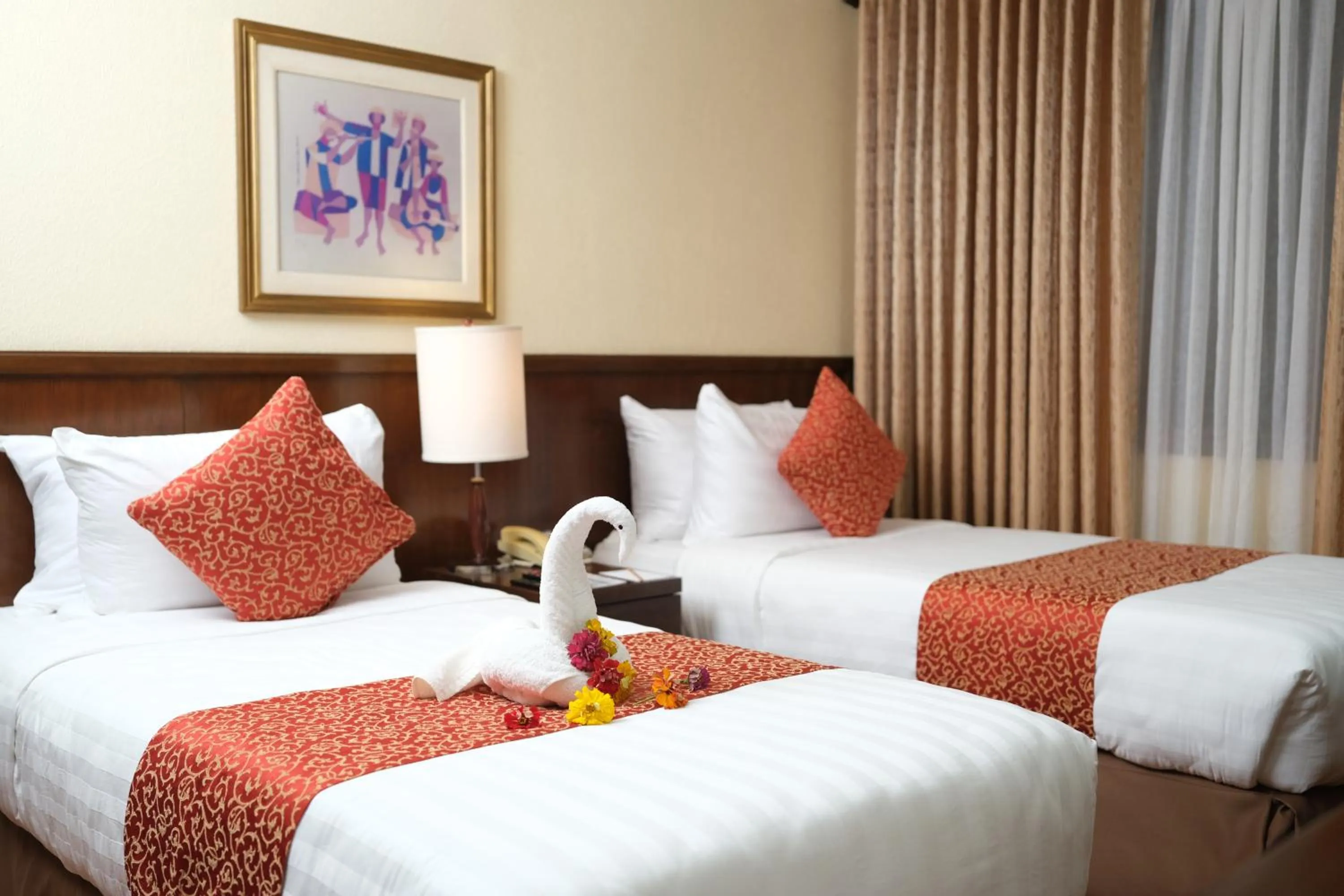 Bed in The Suites At Mount Malarayat