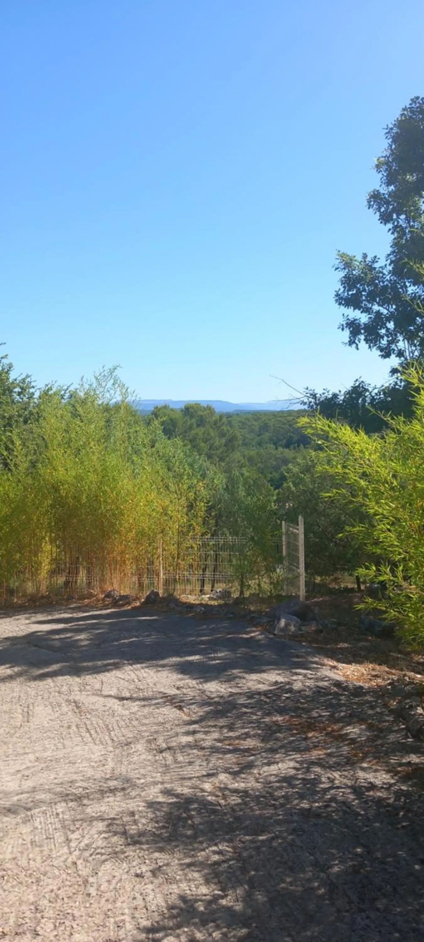 Mountain view in Maprovencale