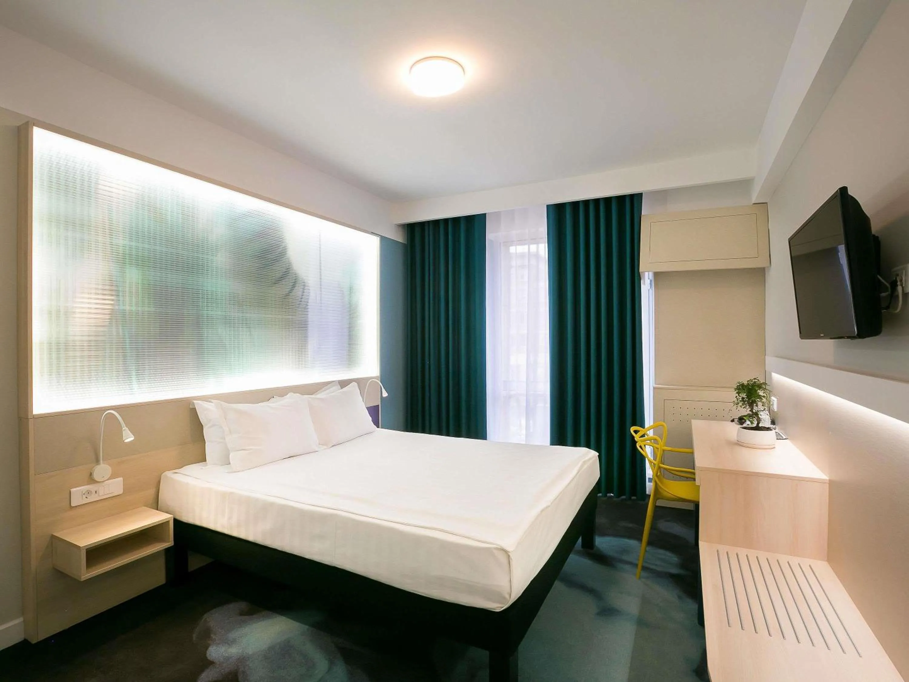 Business facilities, Bed in ibis Styles Dunarea Galati