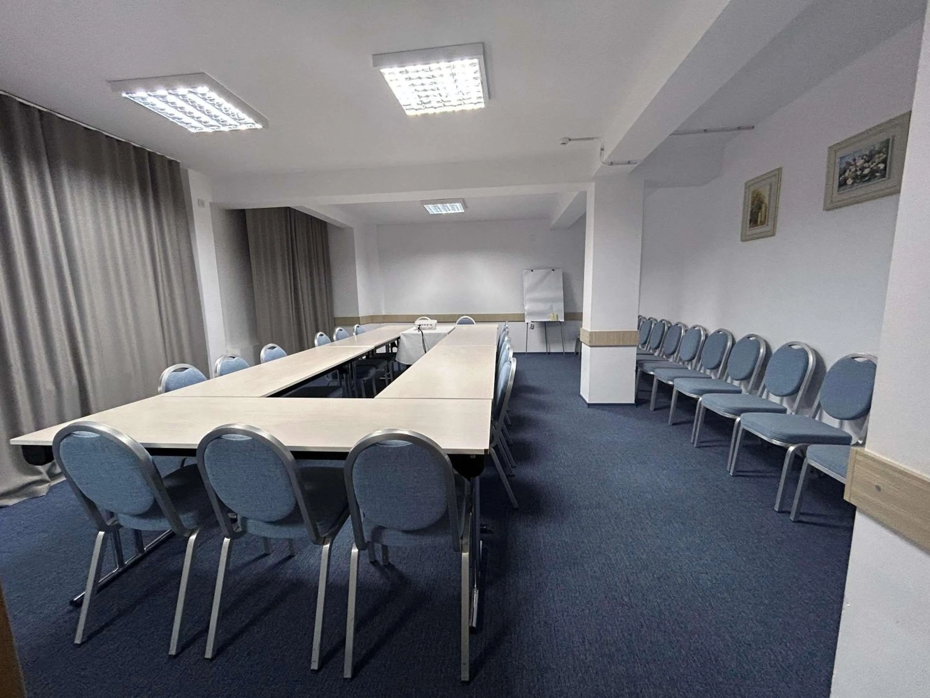 Meeting/conference room in ibis Styles Dunarea Galati
