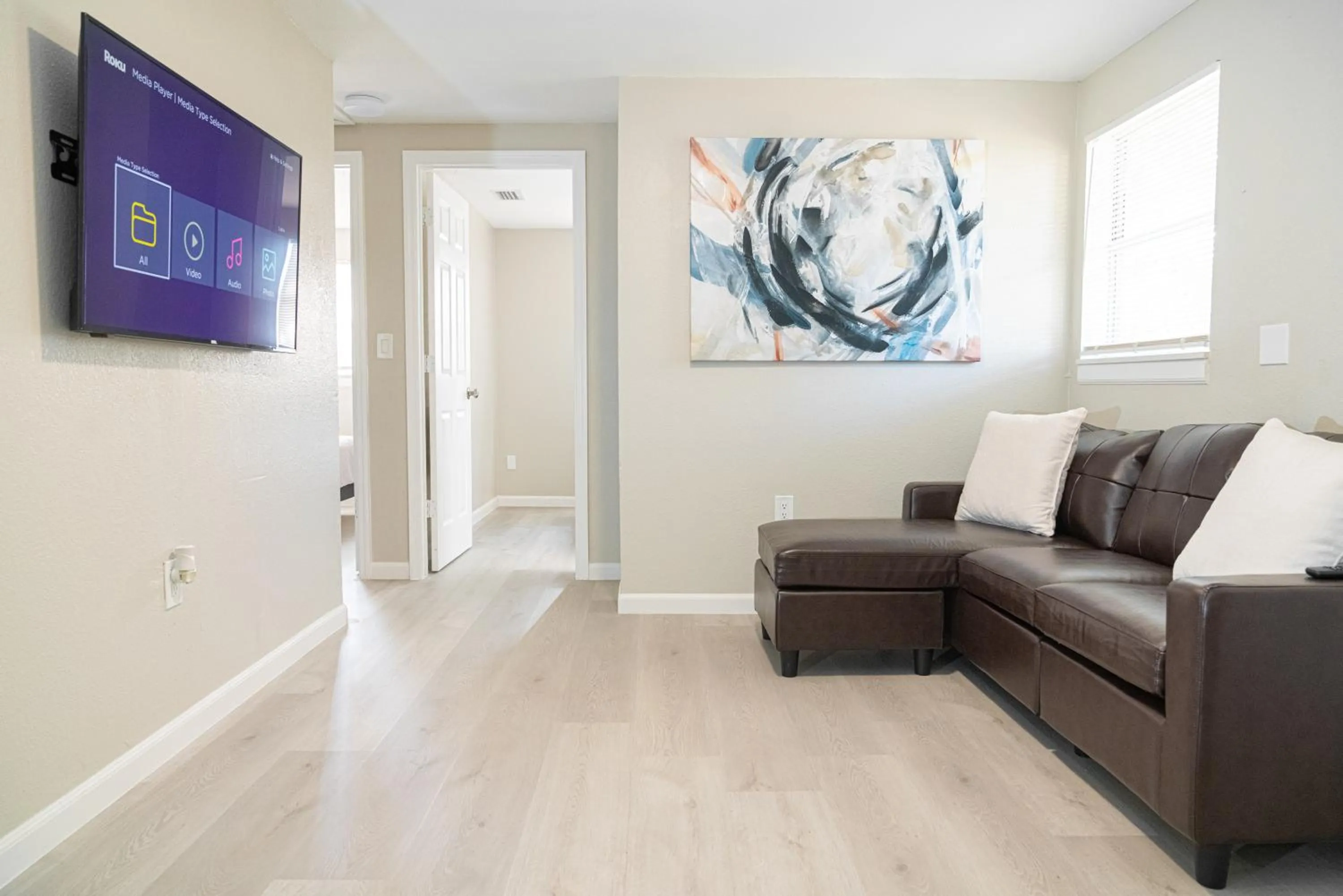 UNIVERSITY SERENITY SUITES