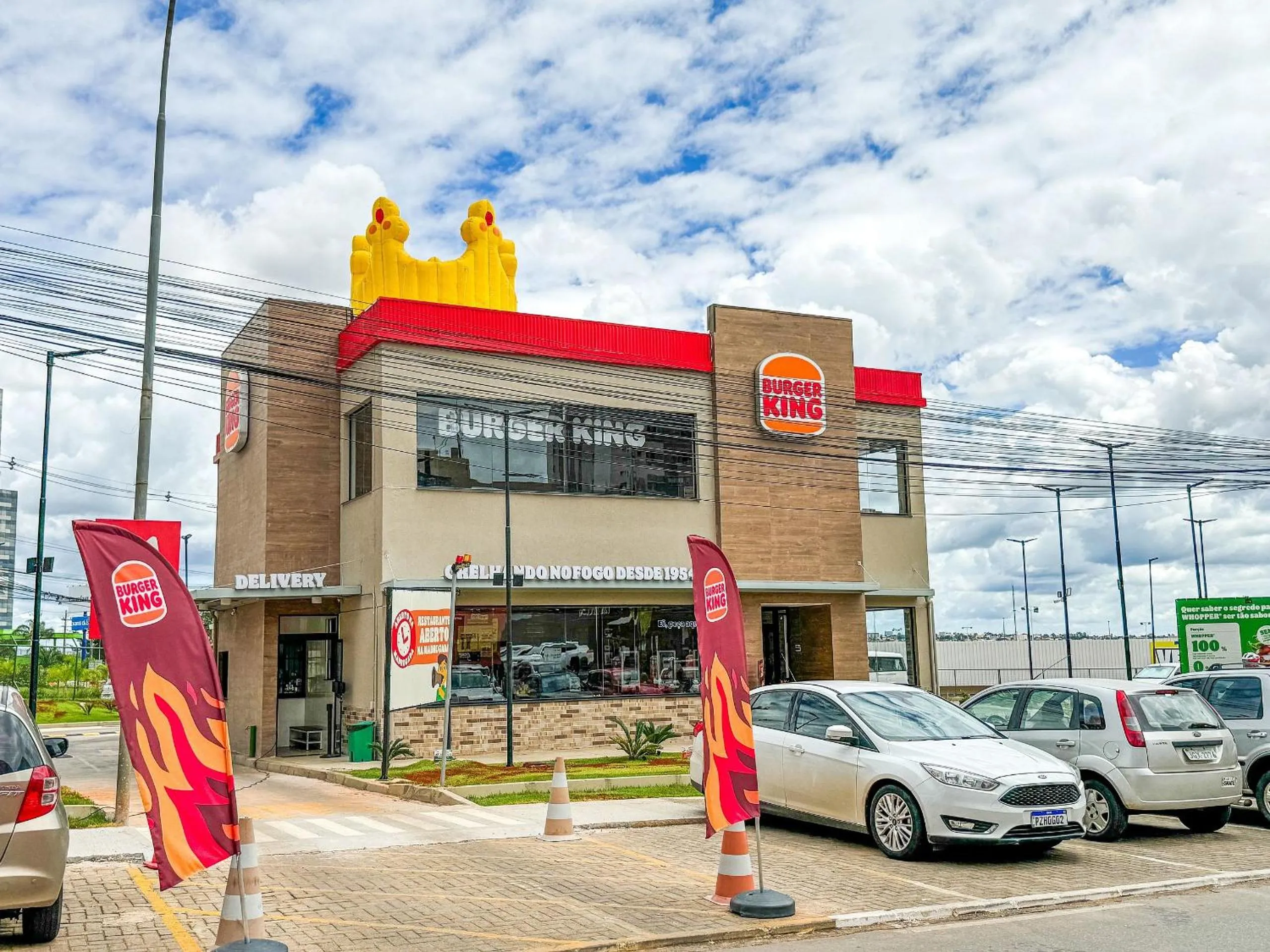 Restaurant/places to eat in Ao lado do Metrô e Shopping (1Qto)