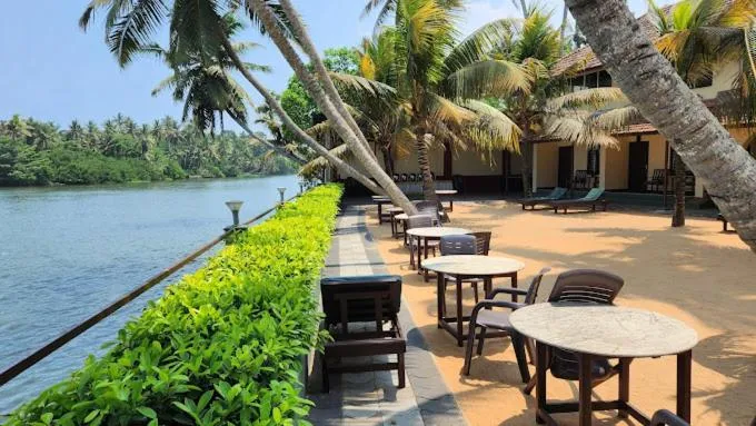 Lagoona Beach Resort, Kovalam