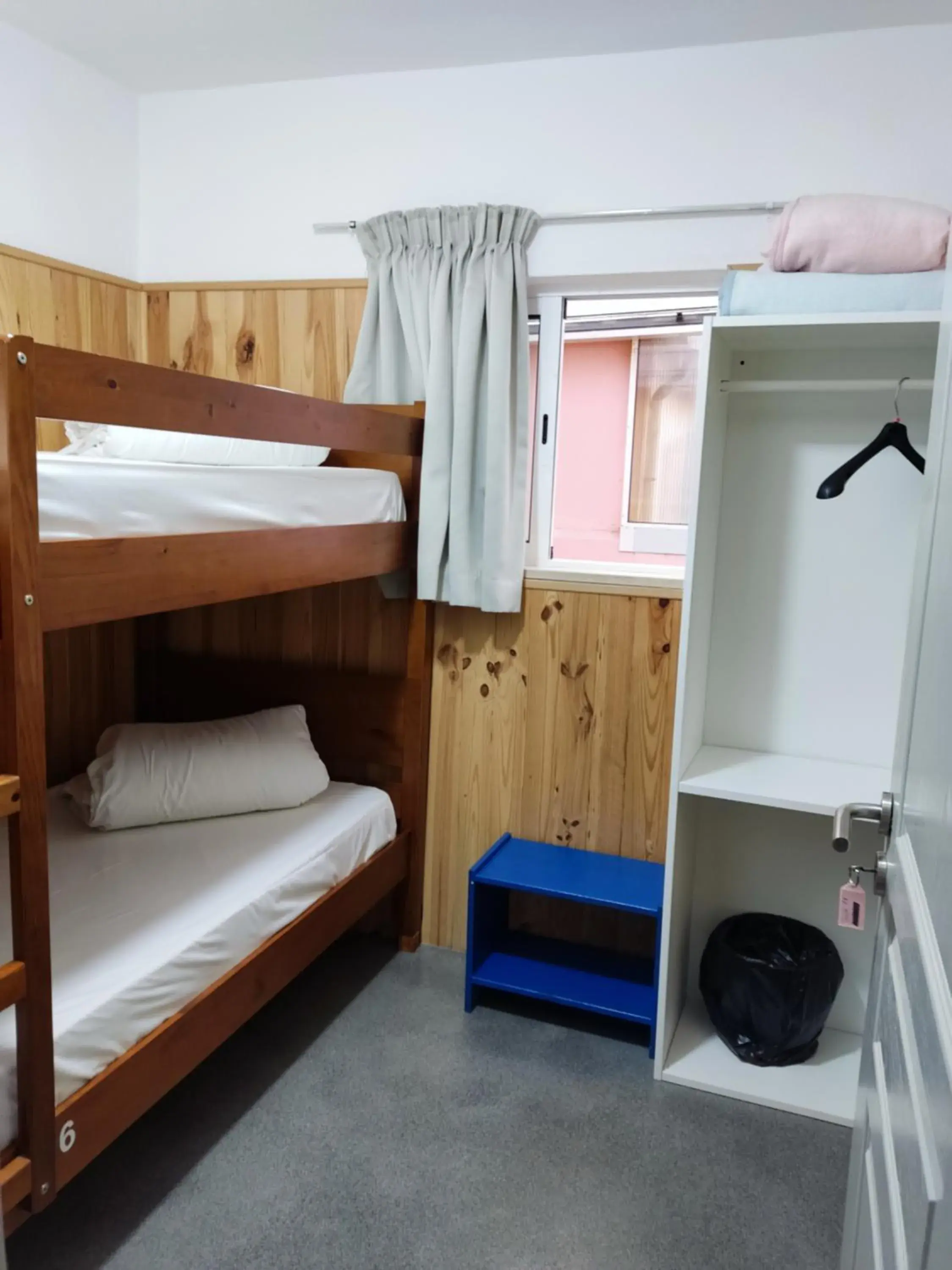 Double or Twin Room with Shared Bathroom in Meeting Hostel Double or Twin Room with Shared Bathroom in Meeting Hostel
