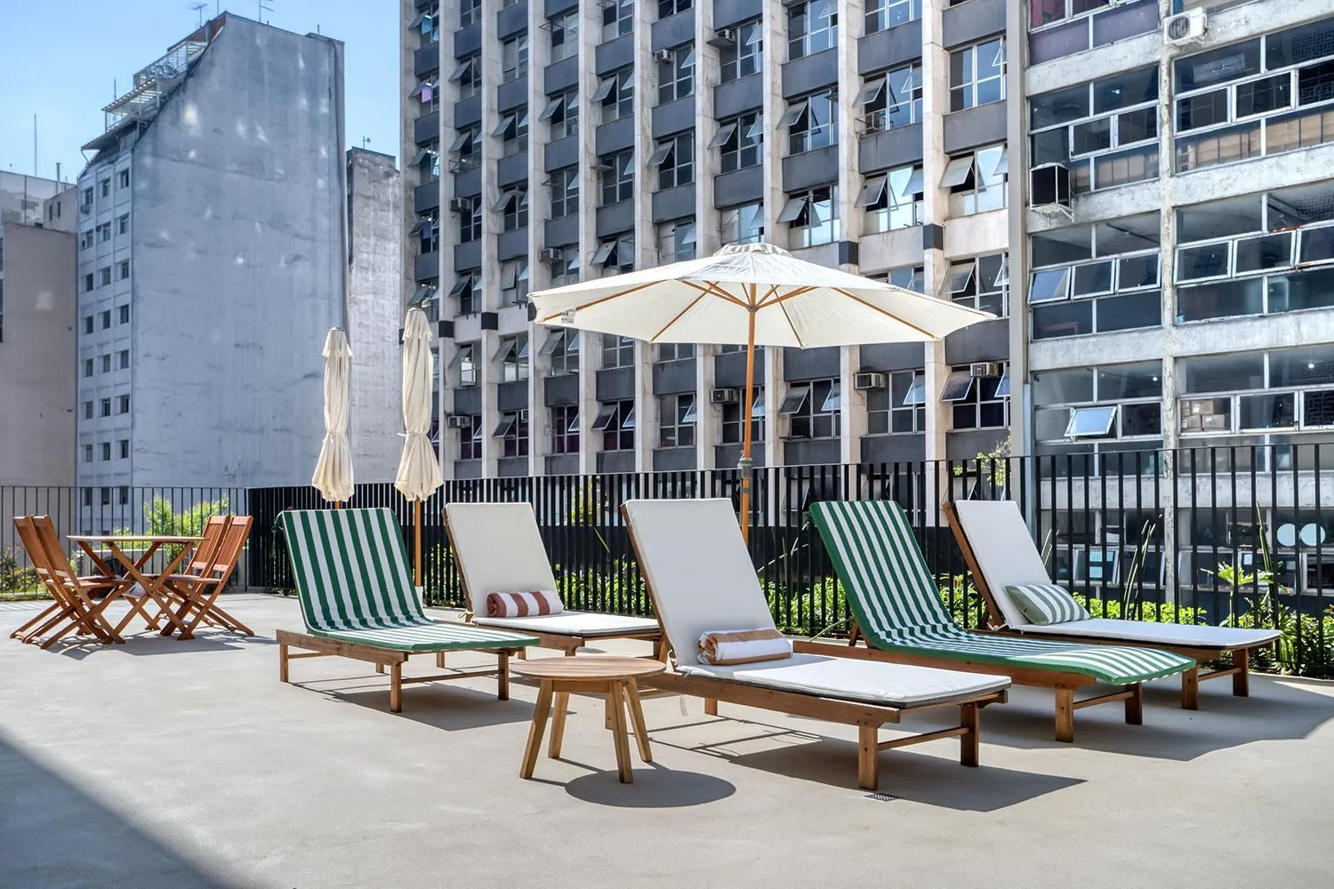 Swimming pool in Tabas - Renata Edifício - Vila Buarque