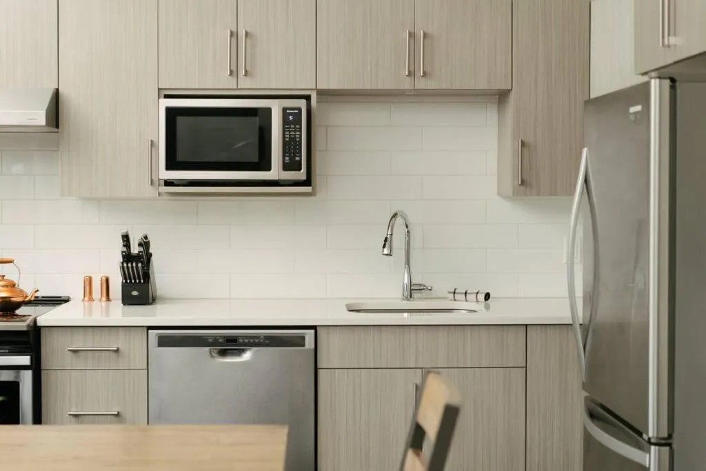 The Nest - Condo with Hot Tub & BBQ