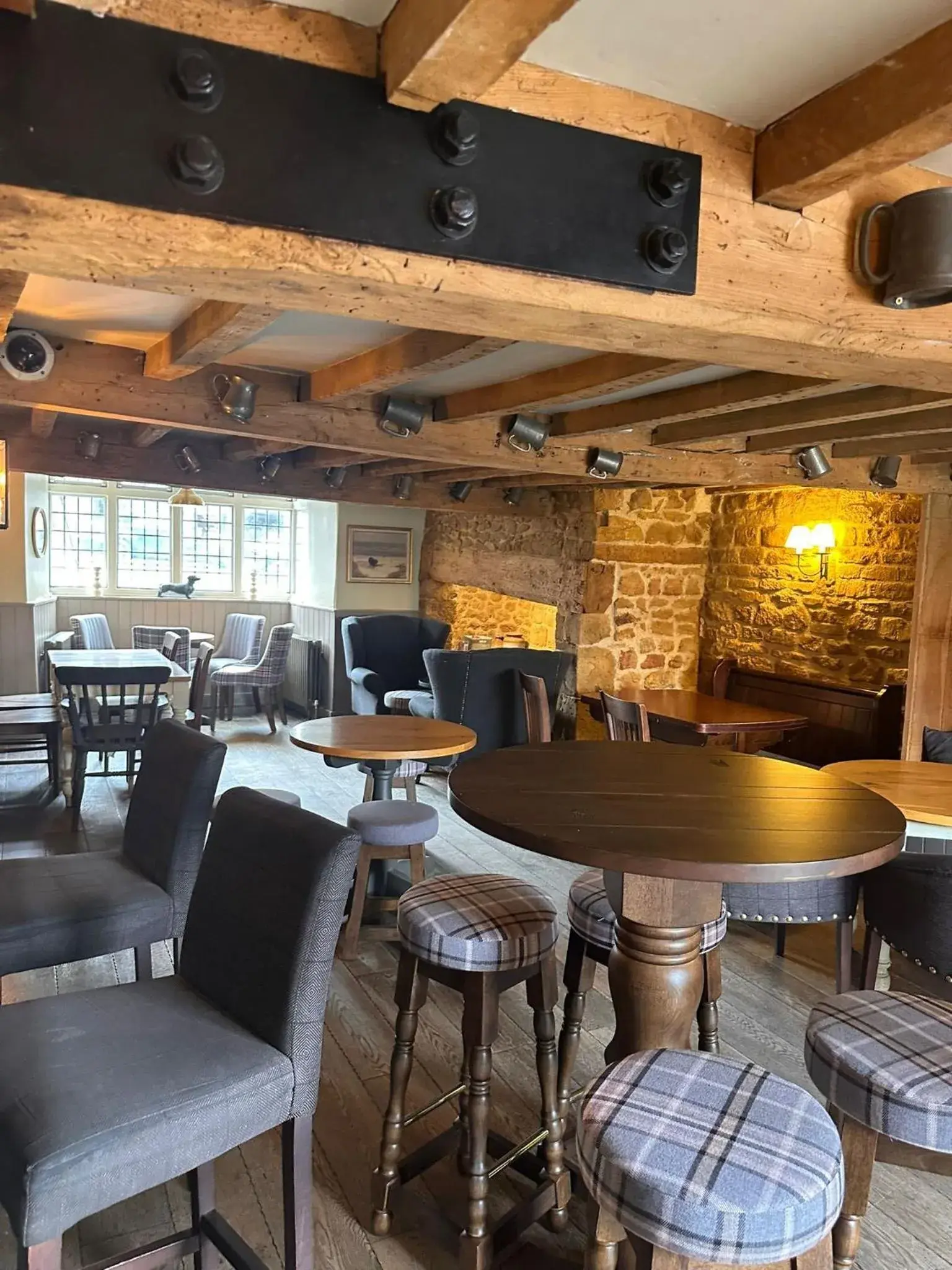 Lounge or bar in The Three Pigeons Inn Lounge or bar in The Three Pigeons Inn