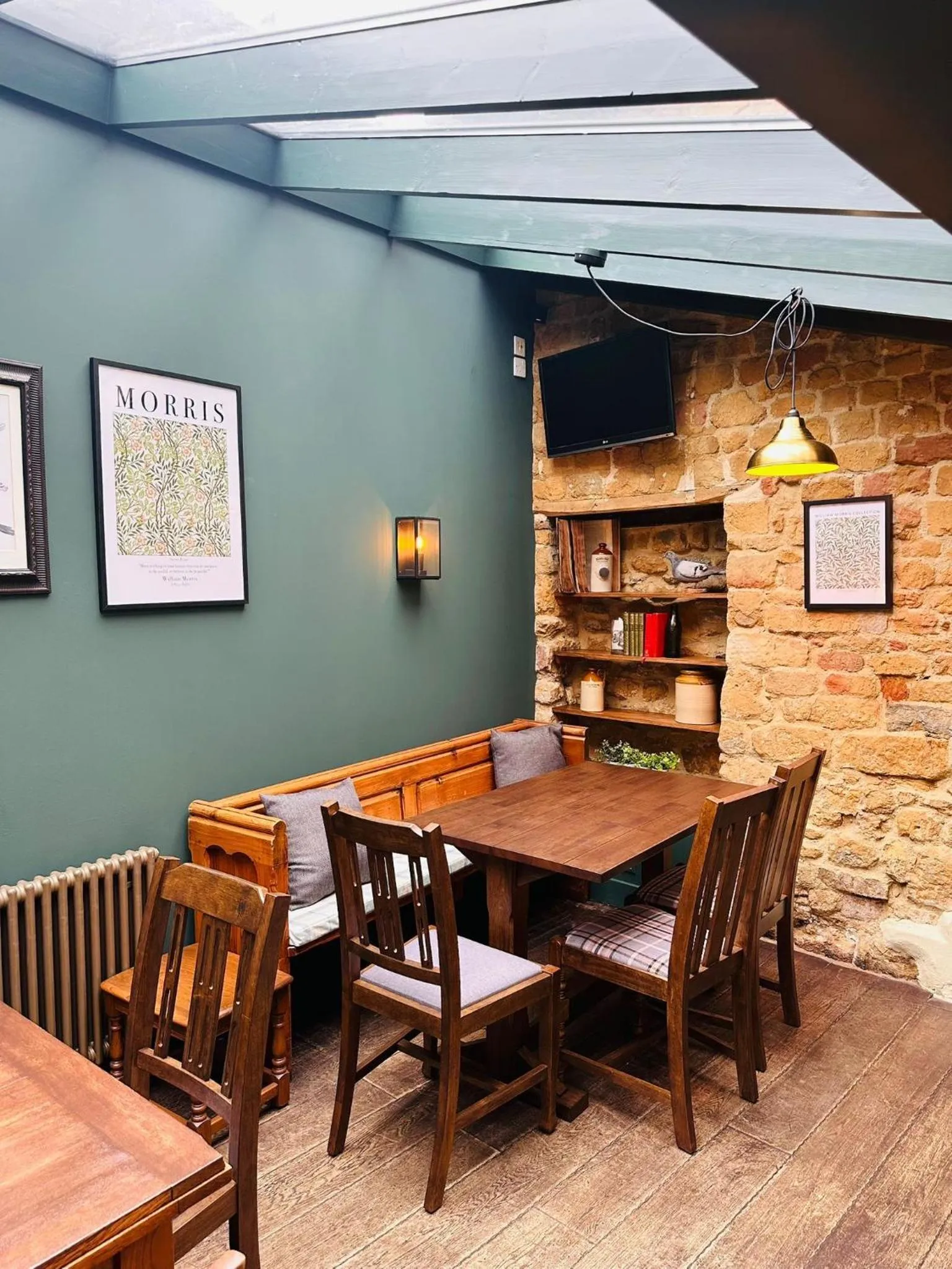 Lounge or bar in The Three Pigeons