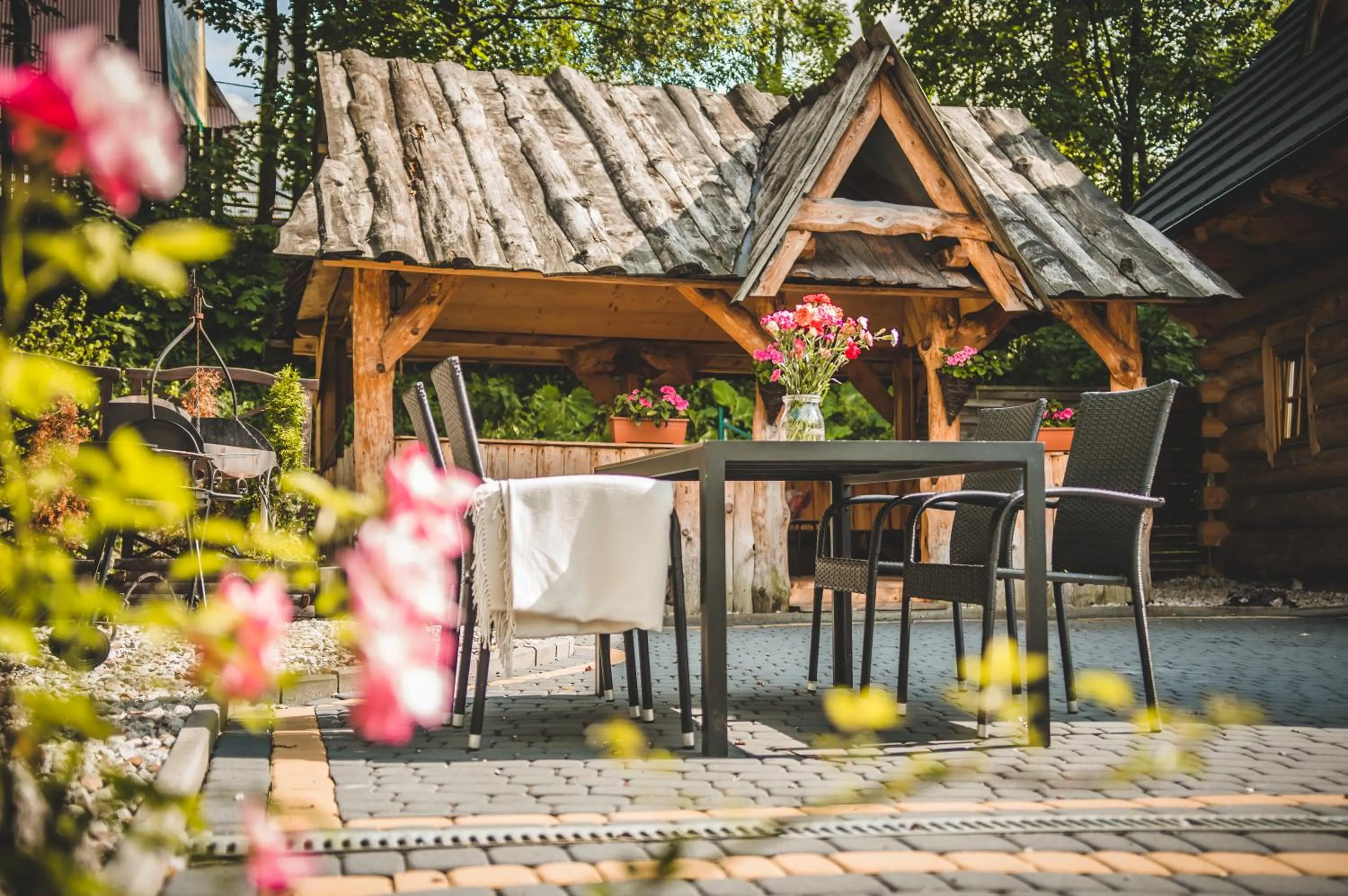 Patio in Domki drewniane Szarotka Górska
