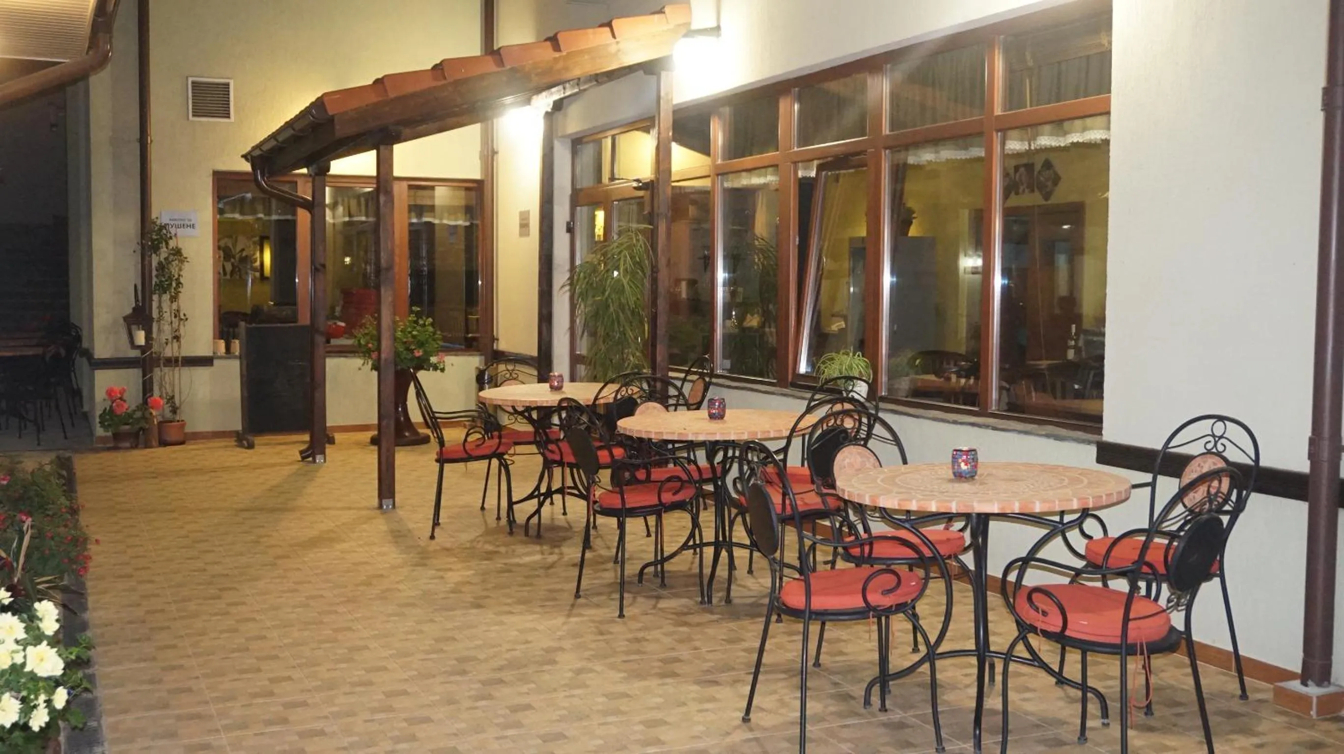 Restaurant/places to eat in Хотел Стиляна/Hotel Stilyana