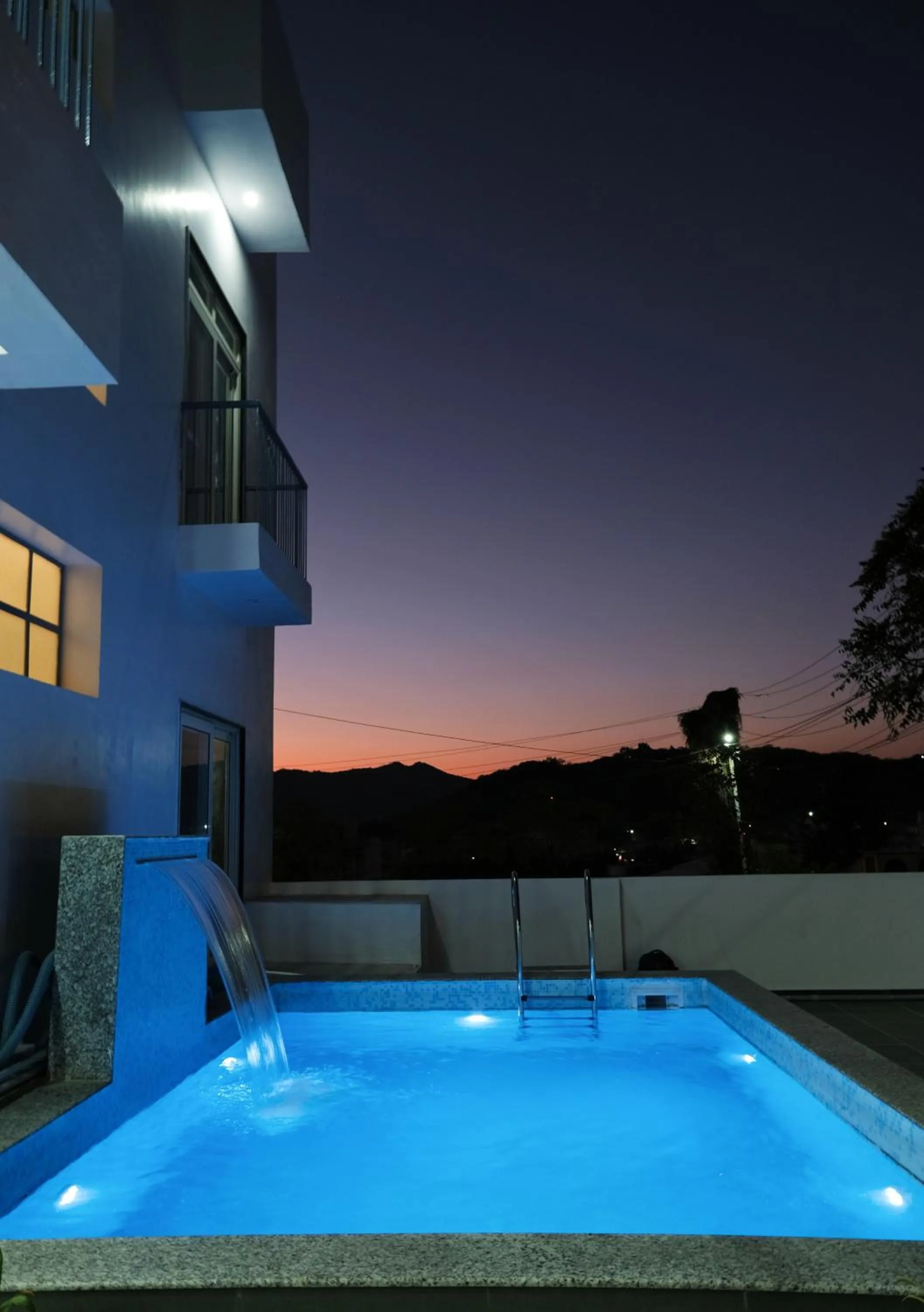 Swimming pool in Villa Tha Gadh Bansiya