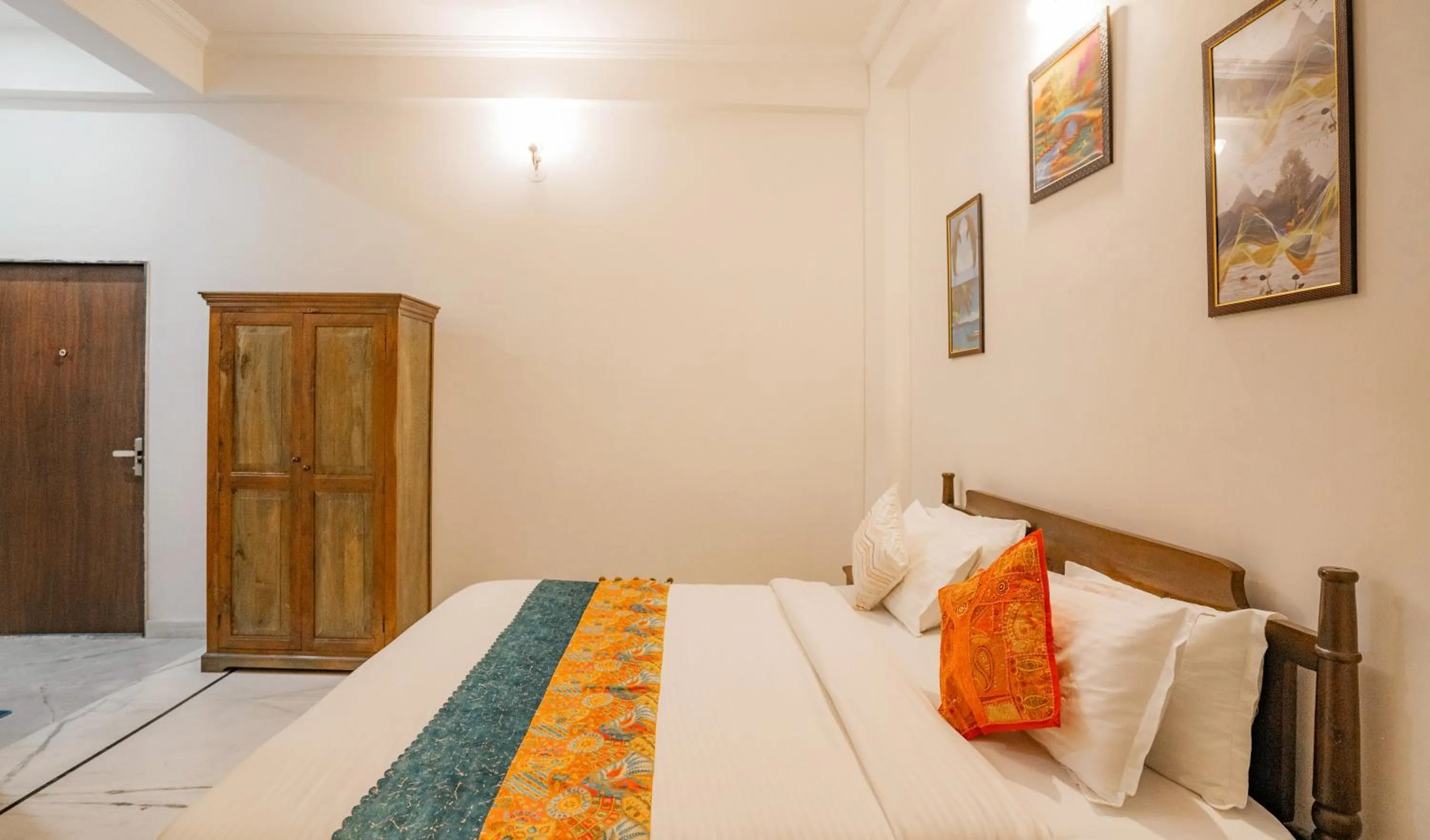 Bed in Villa Tha Gadh Bansiya