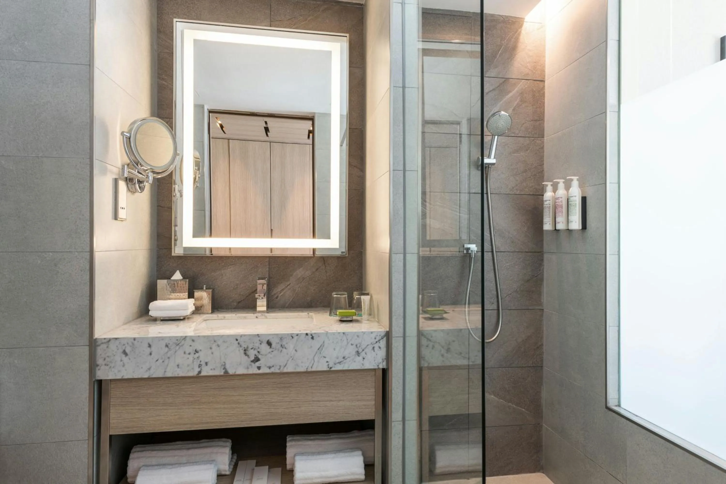 Bathroom in Le Meridien City Centre Bahrain