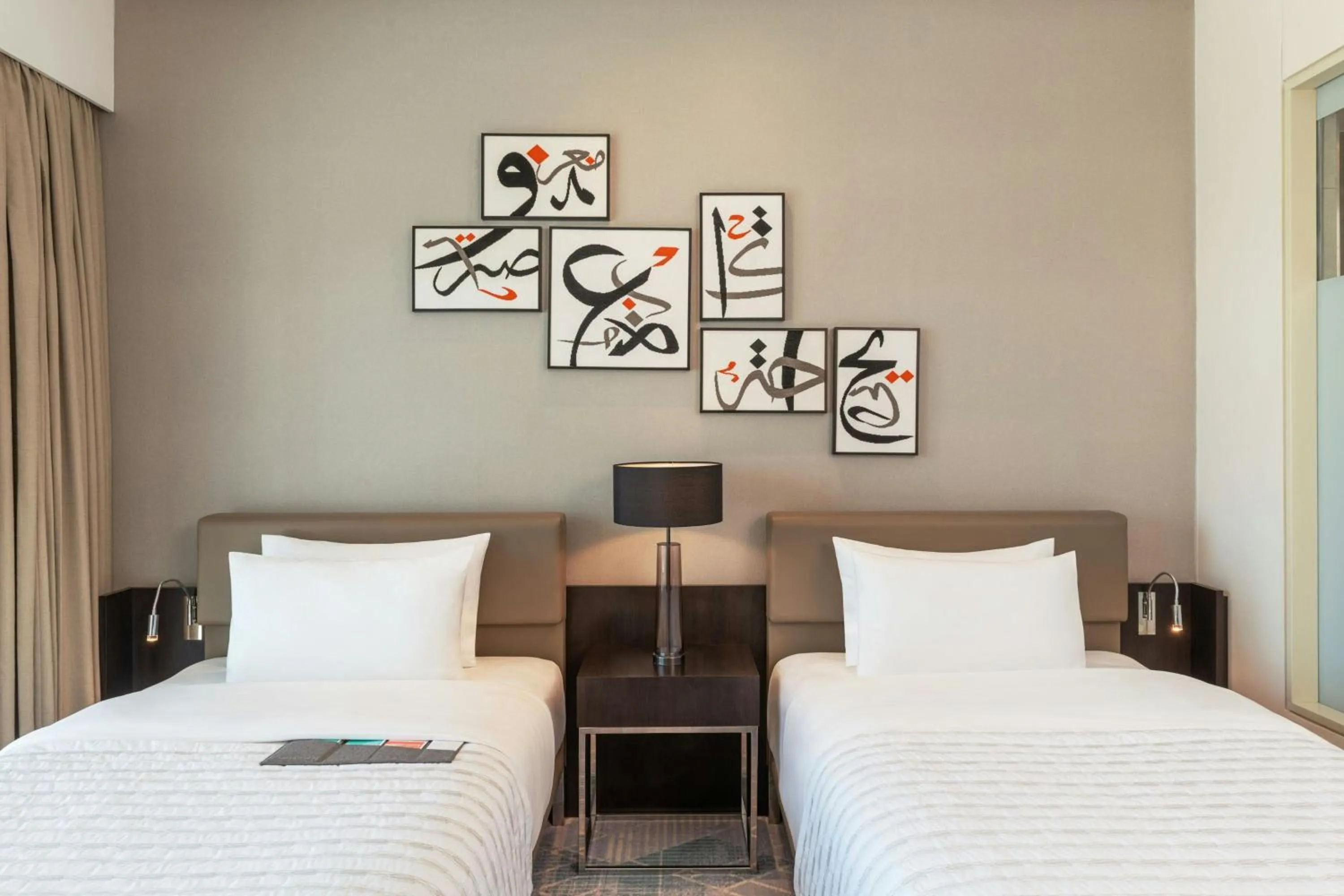 Photo of the whole room, Bed in Le Meridien City Centre Bahrain