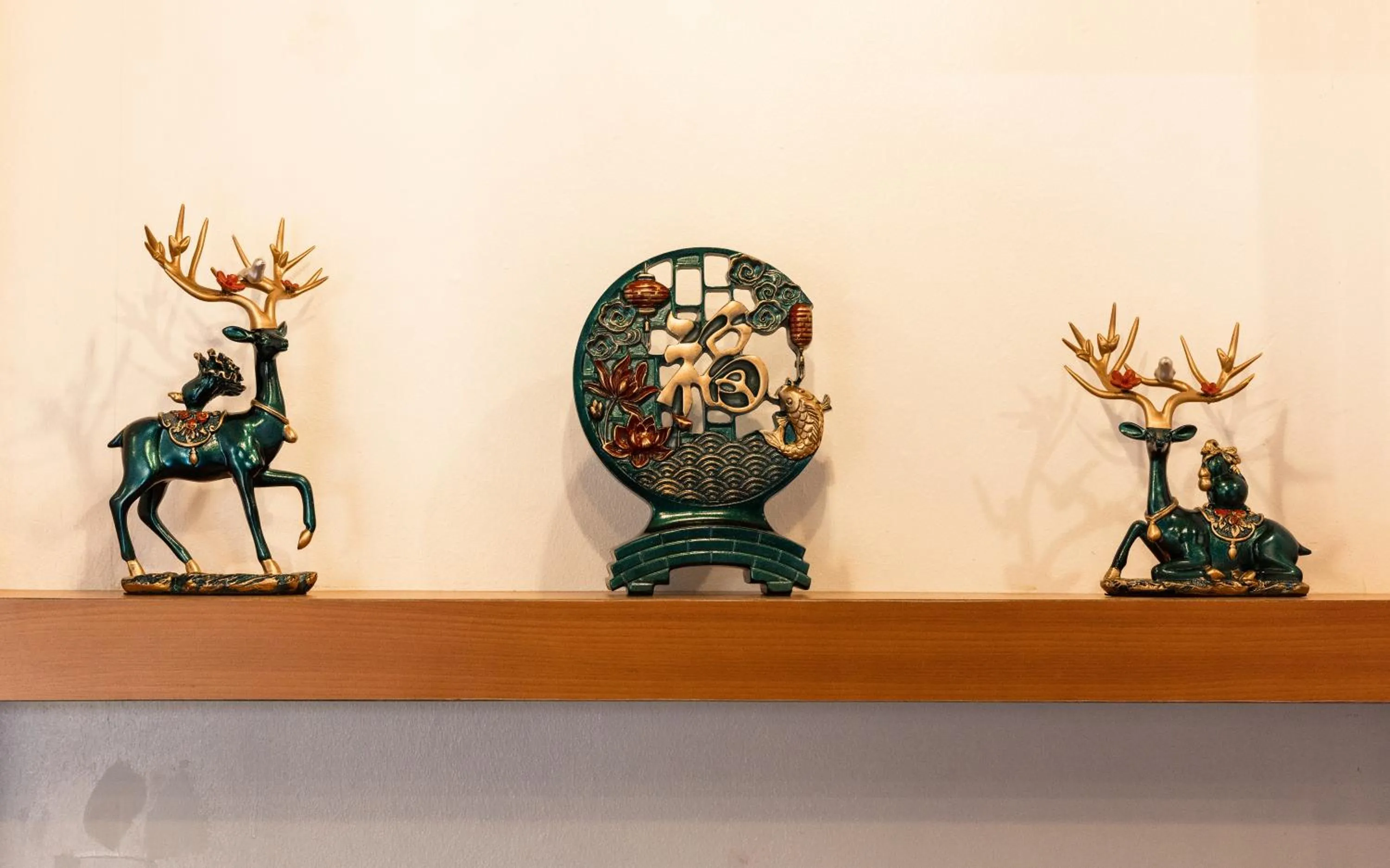 Decorative detail in Marco Polo Phuket Poshtel & Bistro