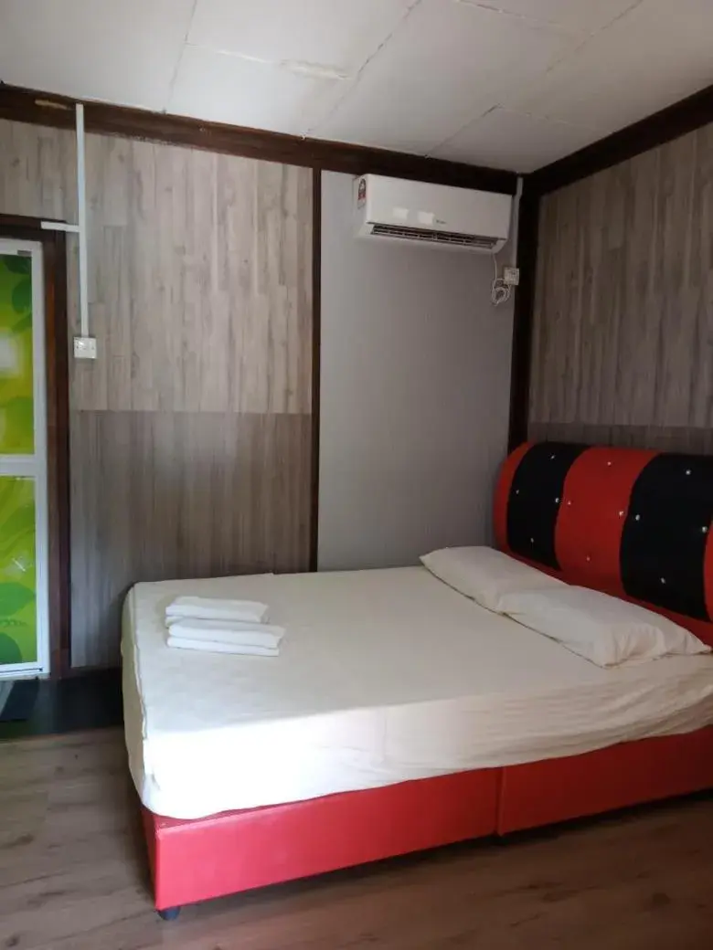 Double Room in Mama's Chalet Pulau Perhentian Besar Double Room in Mama's Chalet Pulau Perhentian Besar