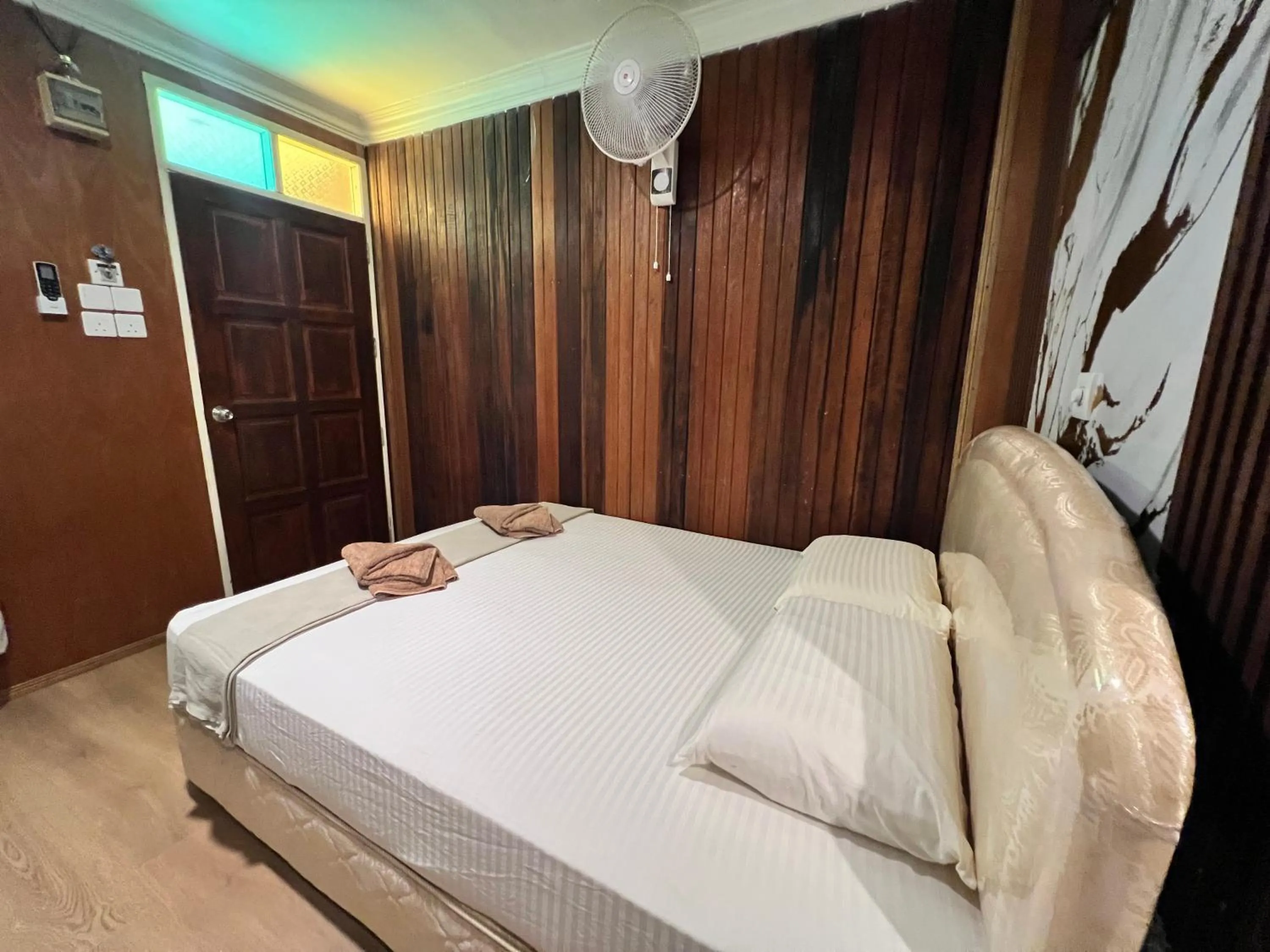 Bed in Mama's Chalet Pulau Perhentian Besar