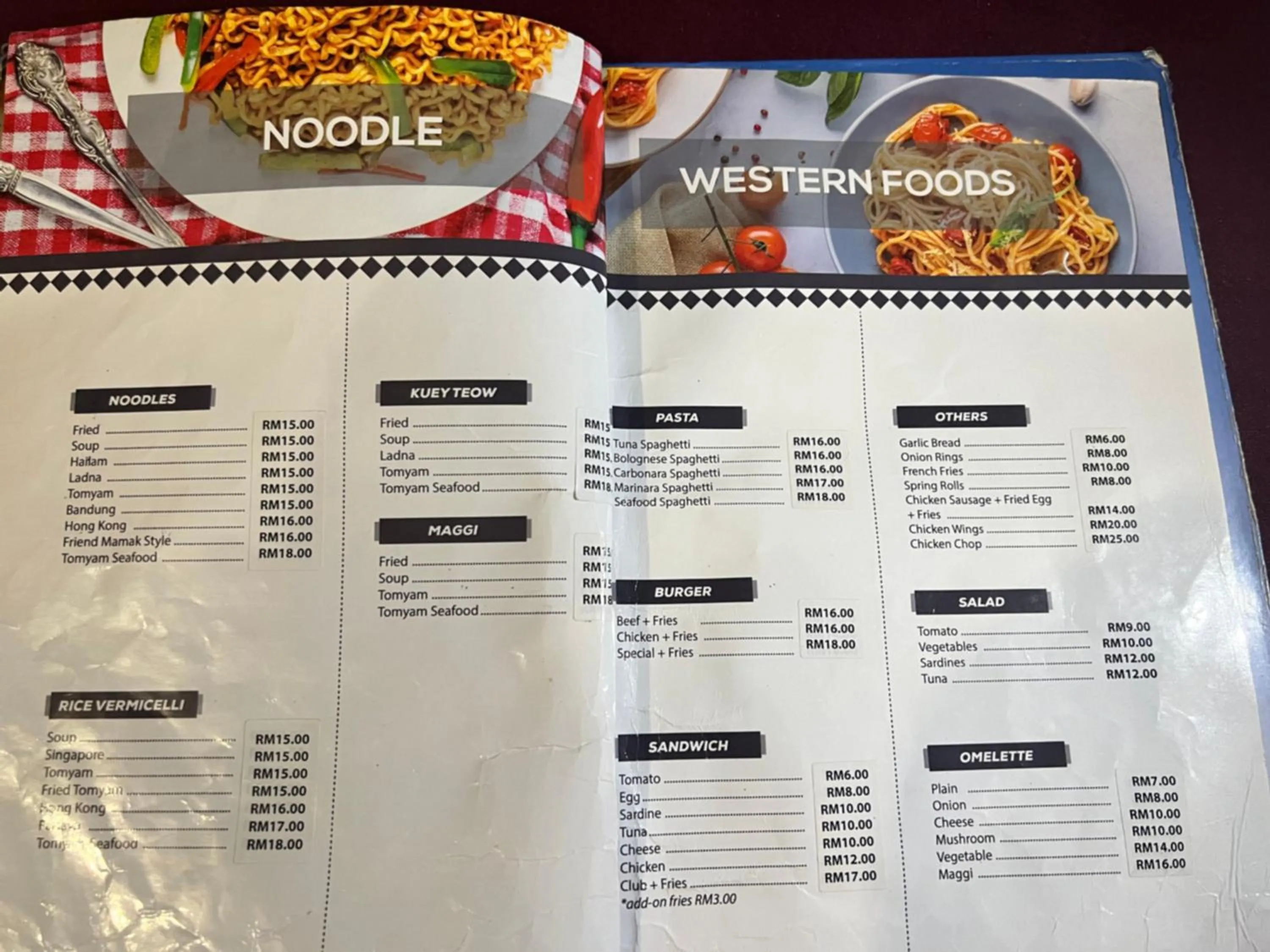 Restaurant/places to eat in Mama's Chalet Pulau Perhentian Besar