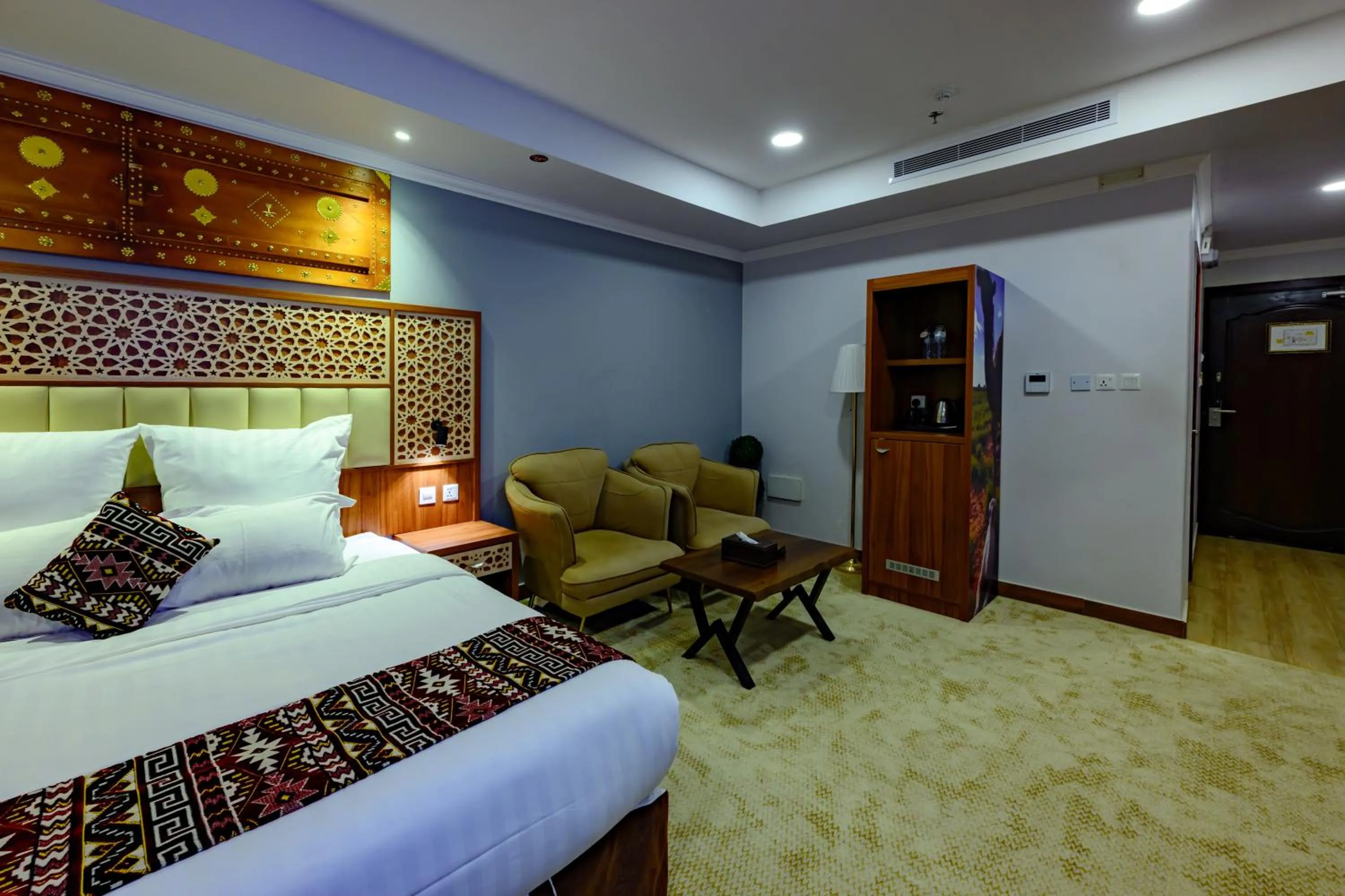 Double Room with Garden View in Zaman Homeland Hotel