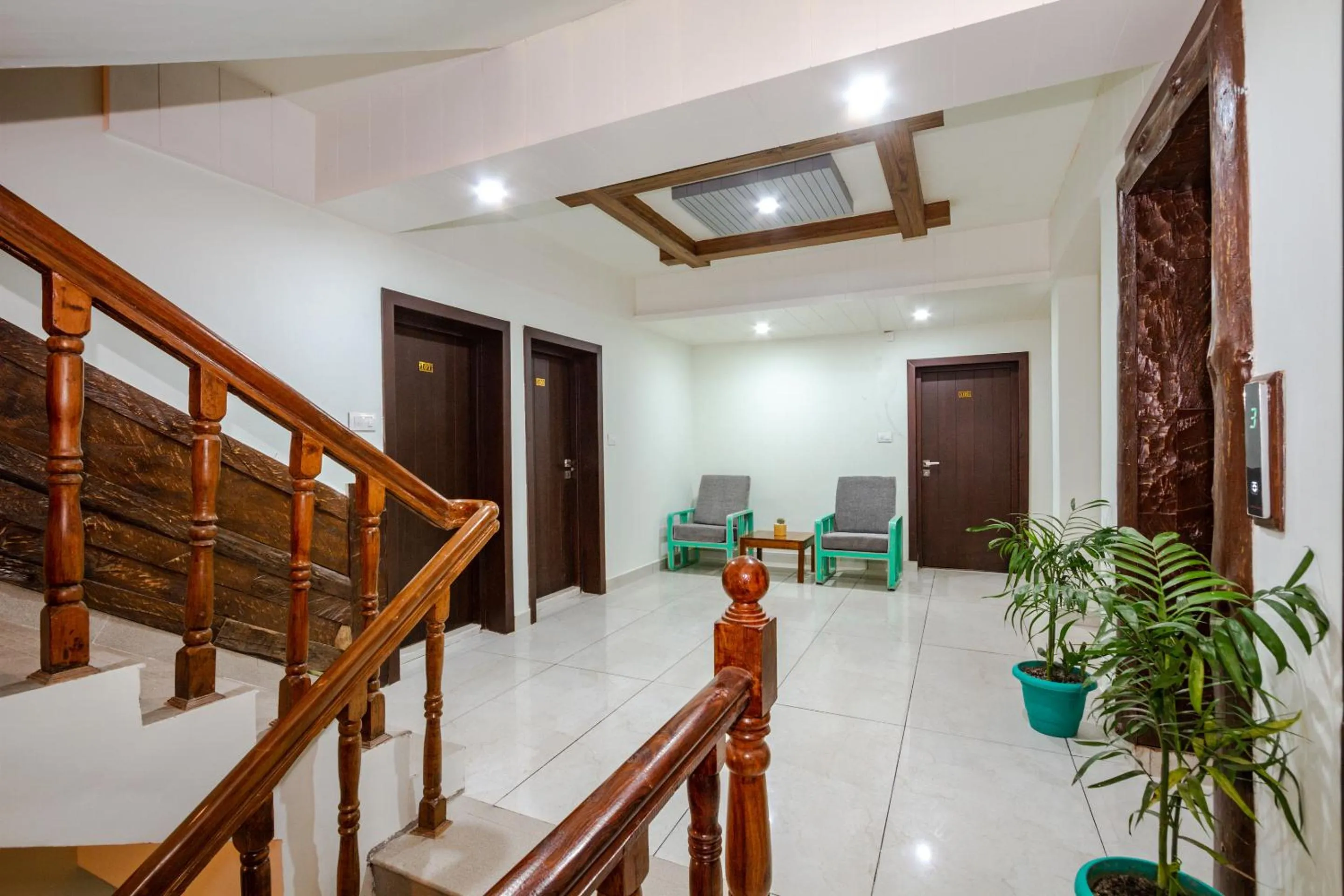 Lobby or reception in Tripli Hotels Drilbu Manali