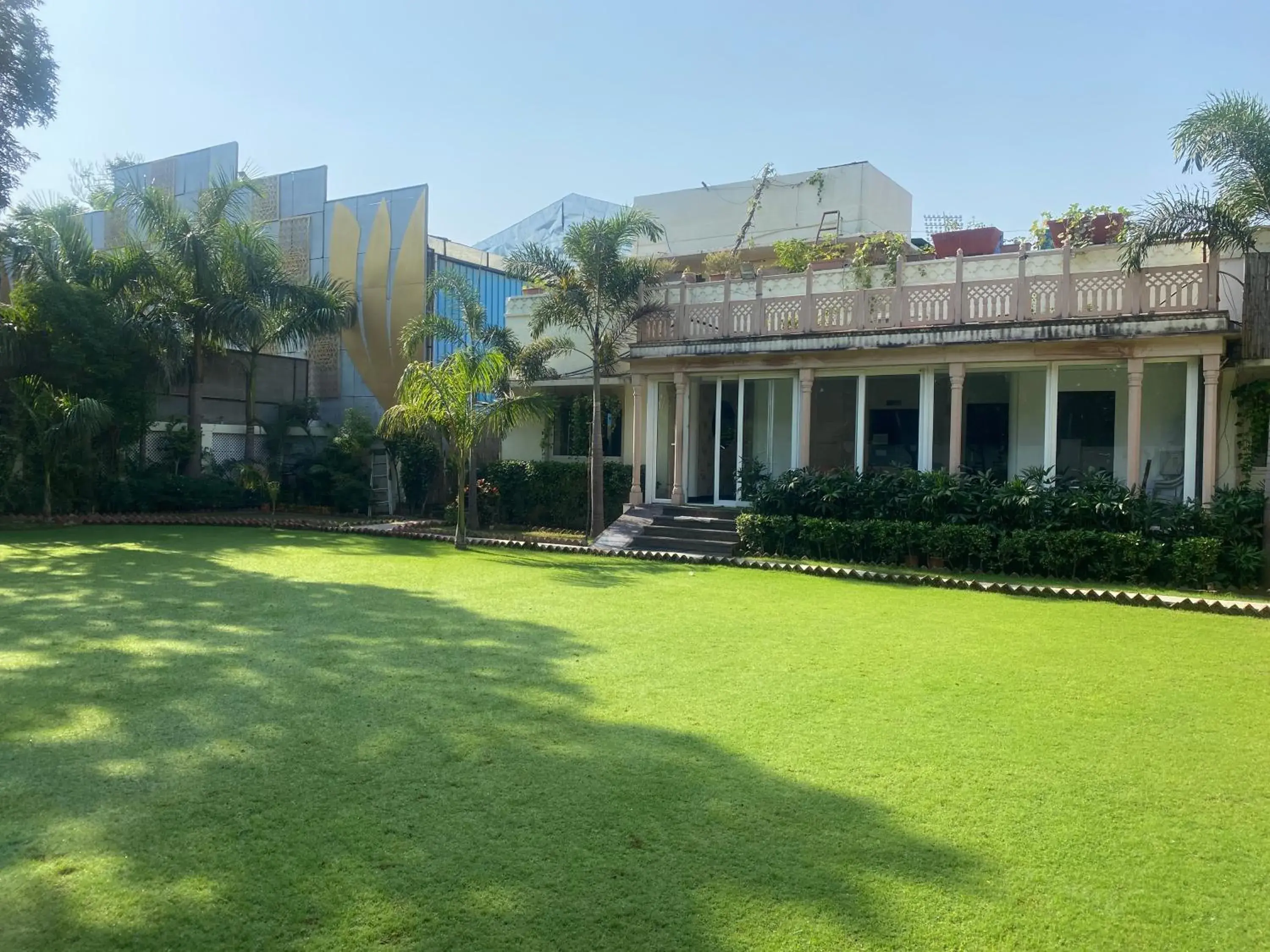 Property building in Hotel Cedar Property building in Hotel Cedar