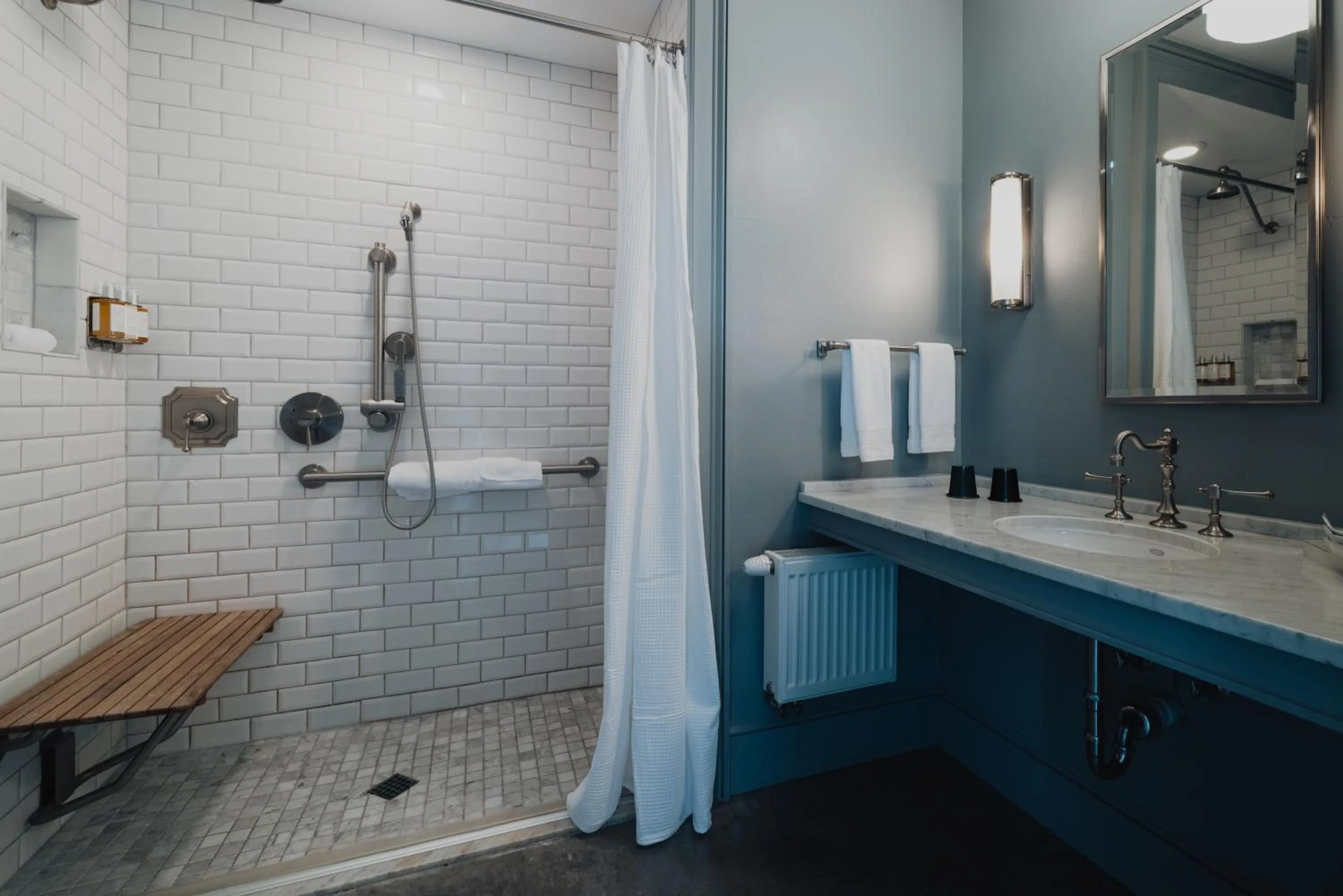 Bathroom in Surf Hotel & Chateau
