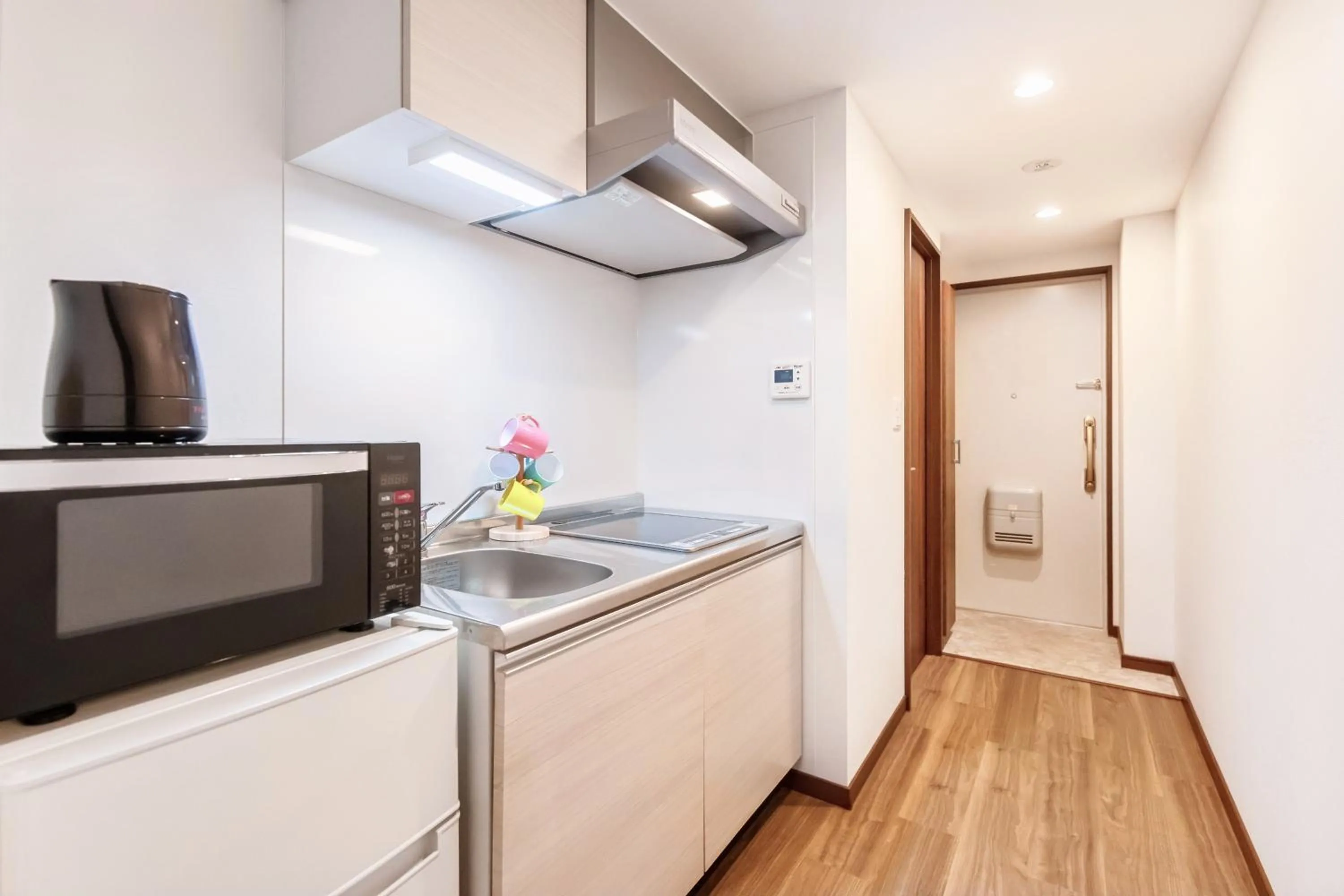 Kitchen or kitchenette in The Premium Namba Minami ザ・プレミアム難波南 - Self Check-In Only