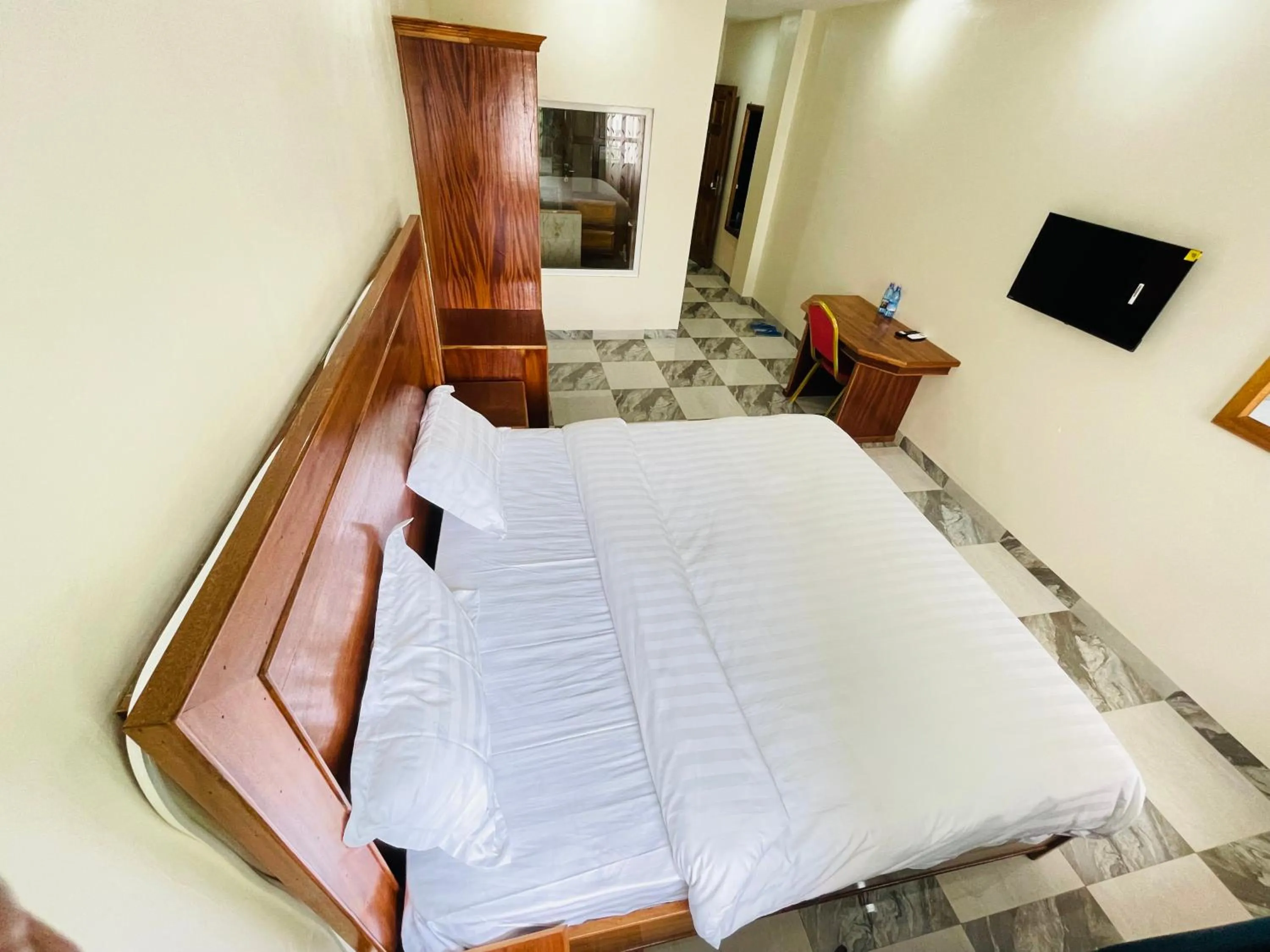 Photo of the whole room in Pulickal Heights Hotel