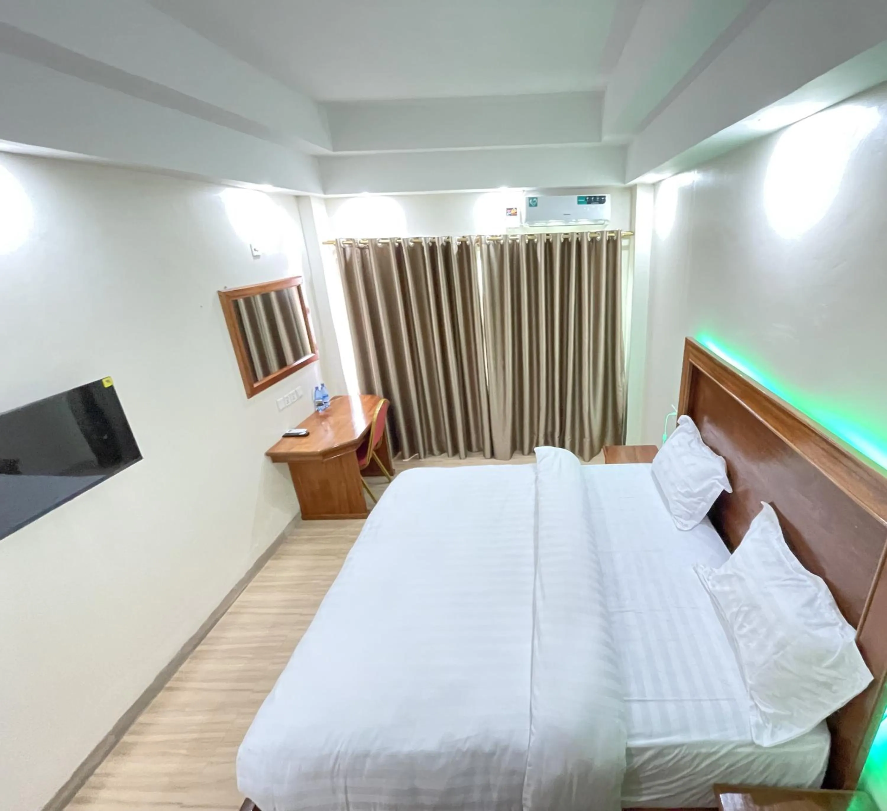 Pulickal Heights Hotel