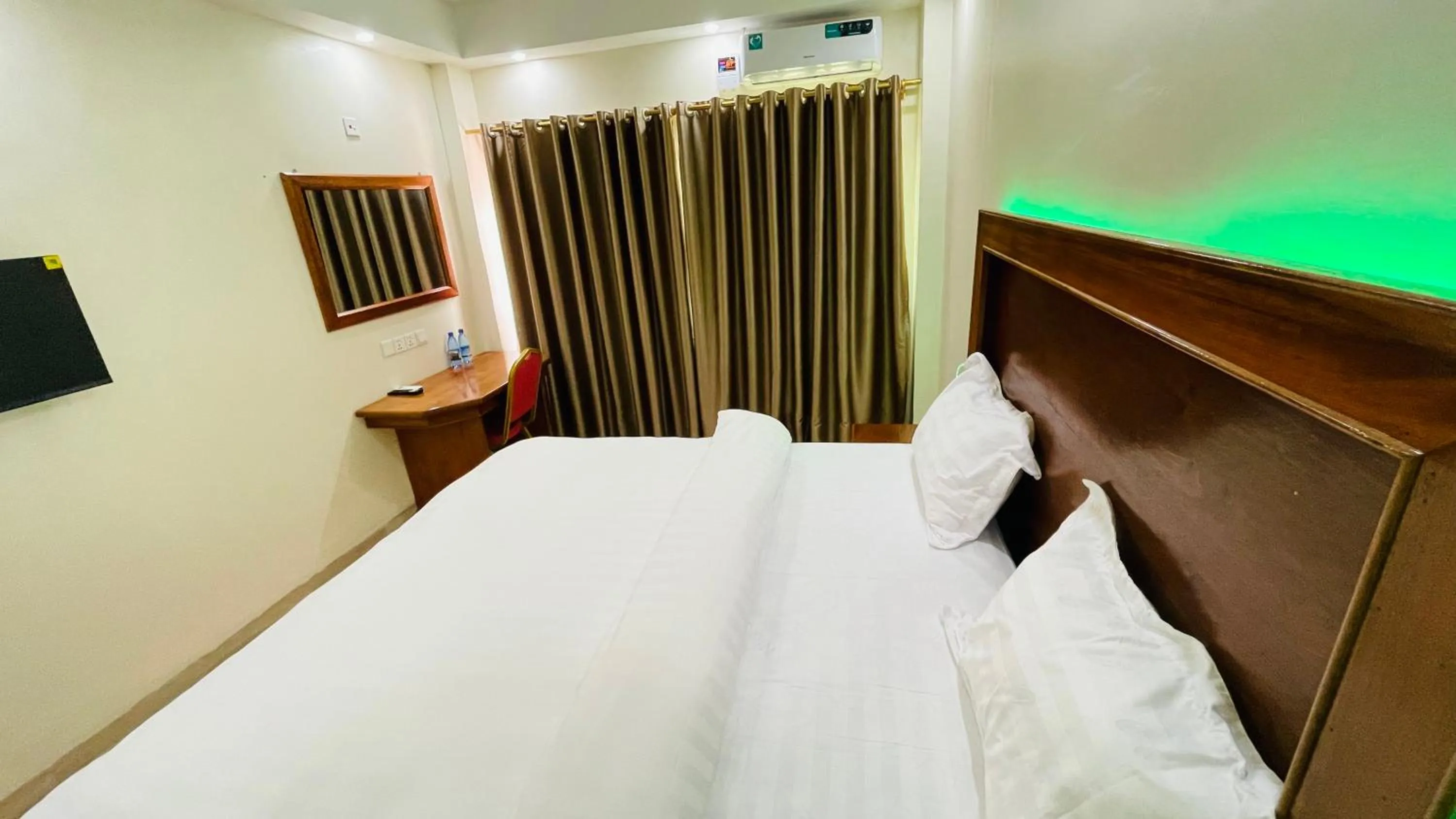 Pulickal Heights Hotel